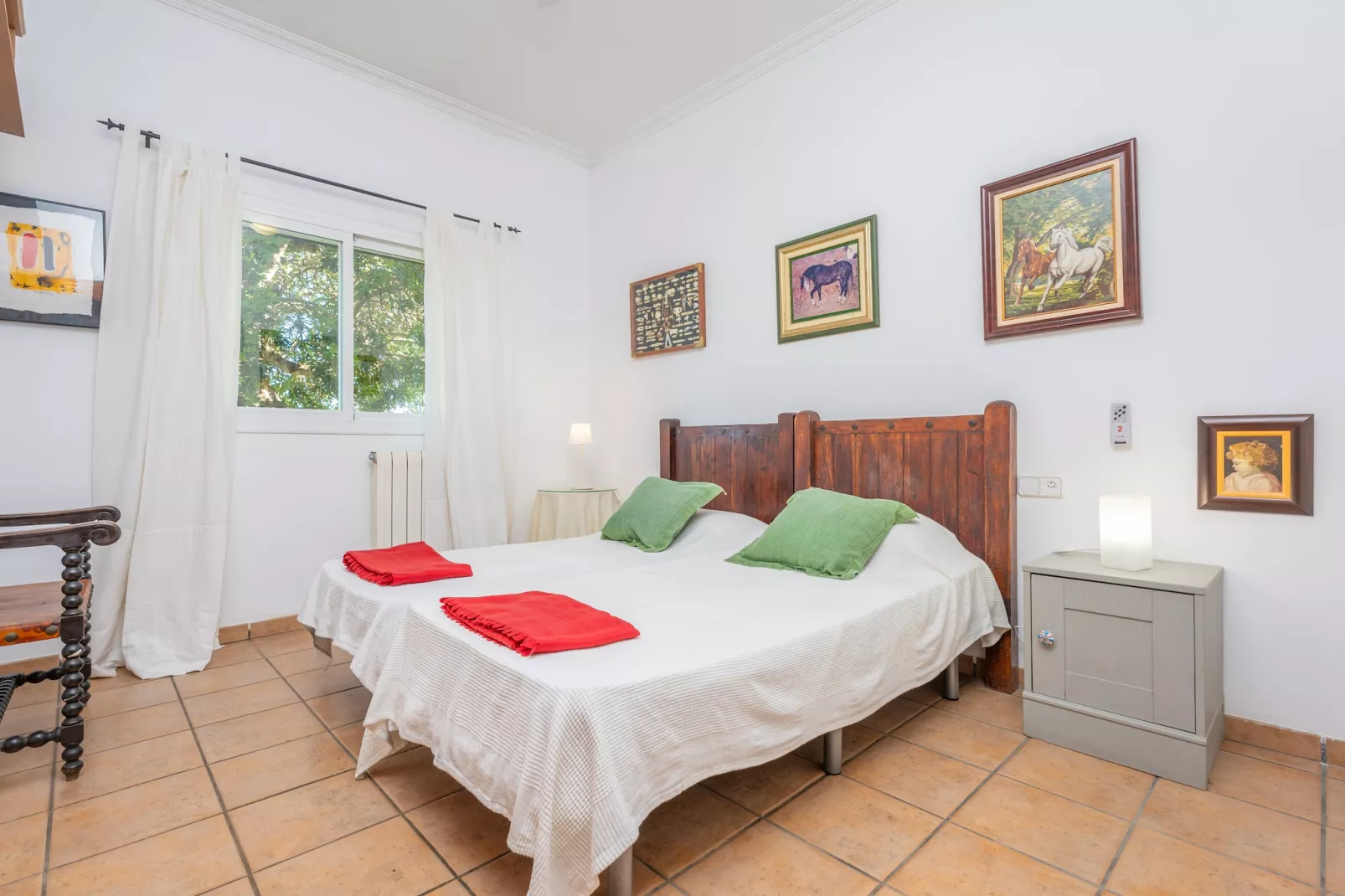 Na Poram-Bedroom