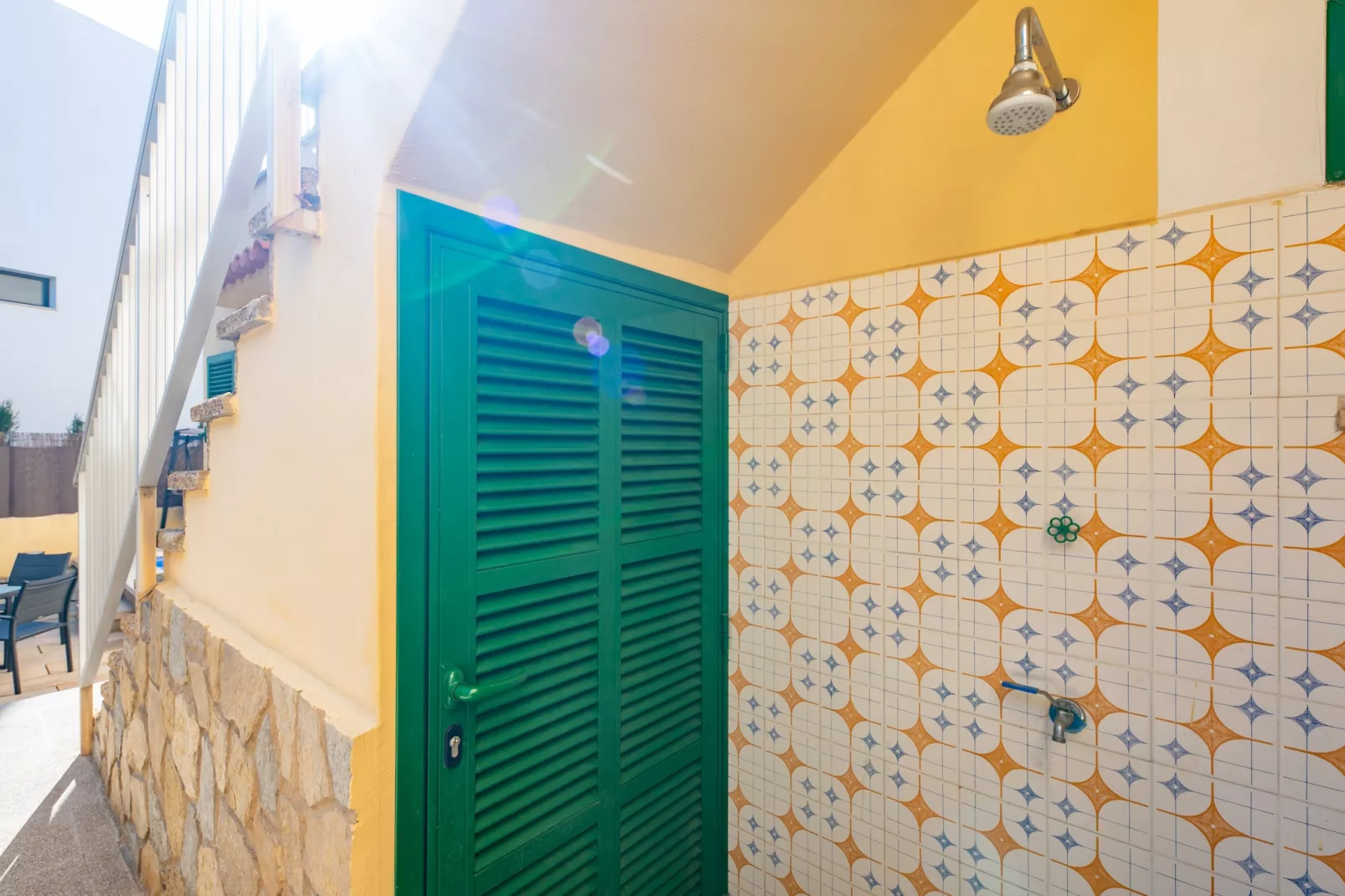 Calamari-Bathroom