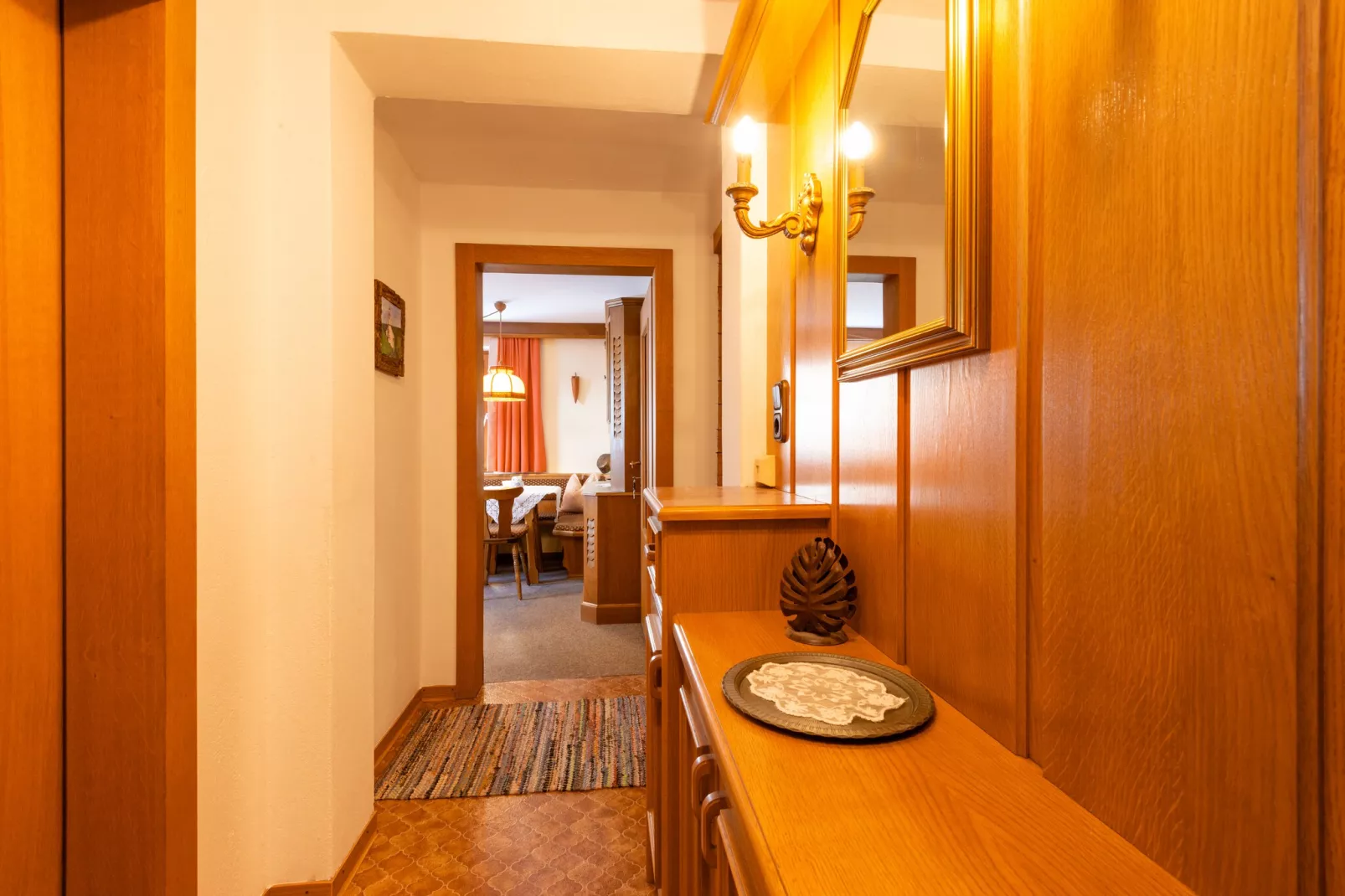 Ferienhaus Die Ginin-Außenbereich Sommer
