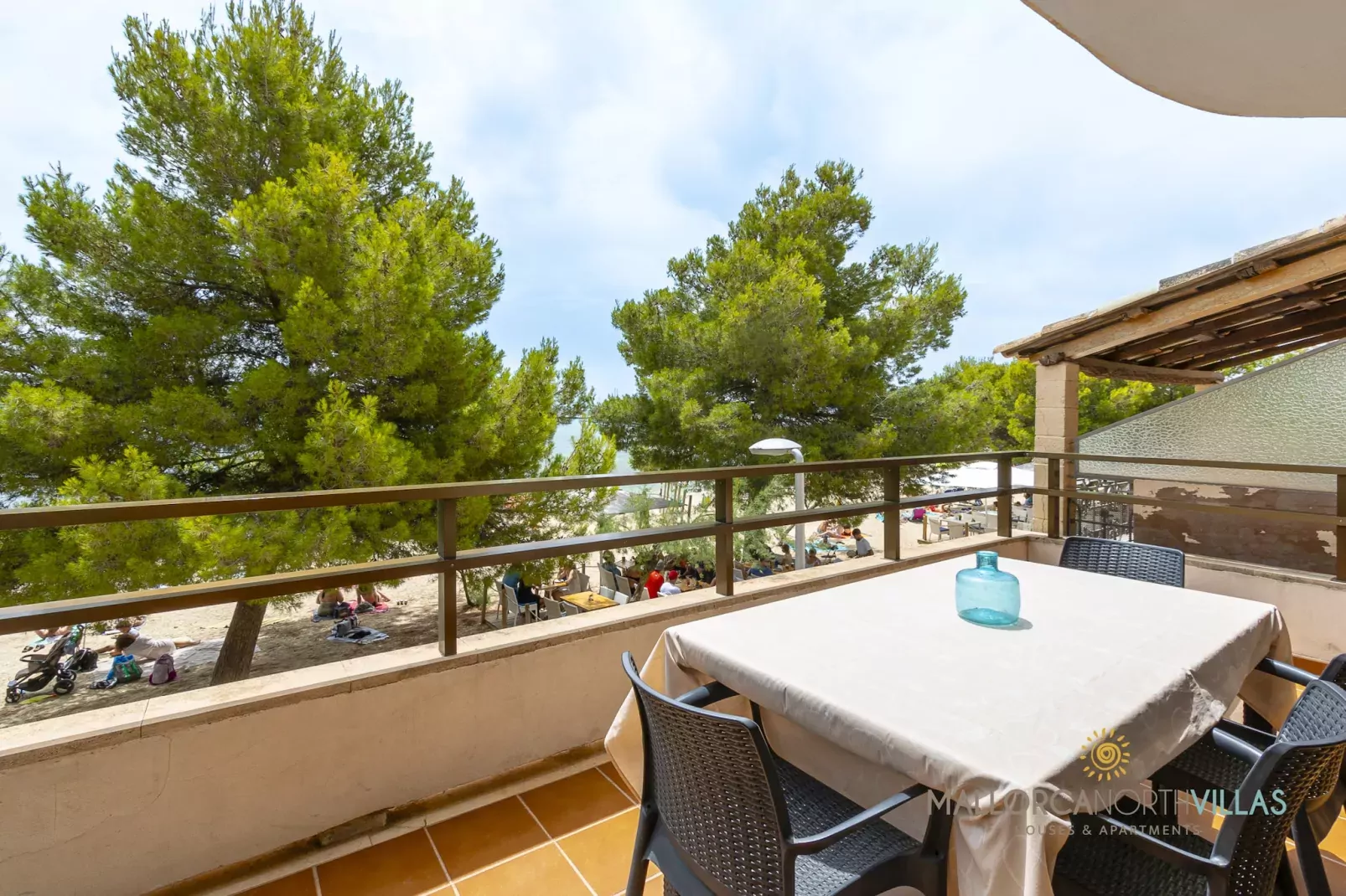 Apartamento Voramar I : Primera Línea en Pine Walk-Terrassenbalkon