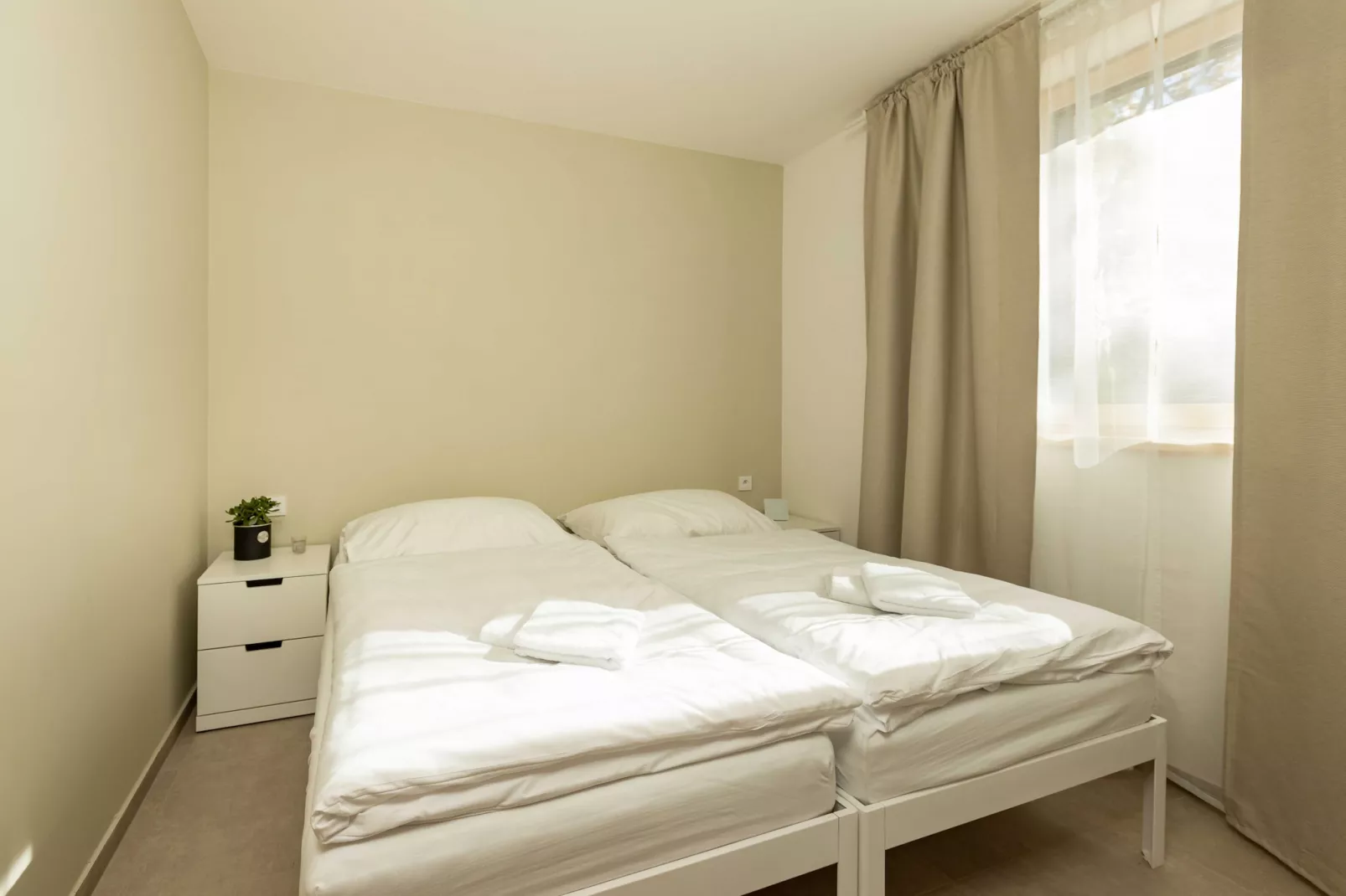 Červené Janovice SCKV023-KA-Schlafzimmer