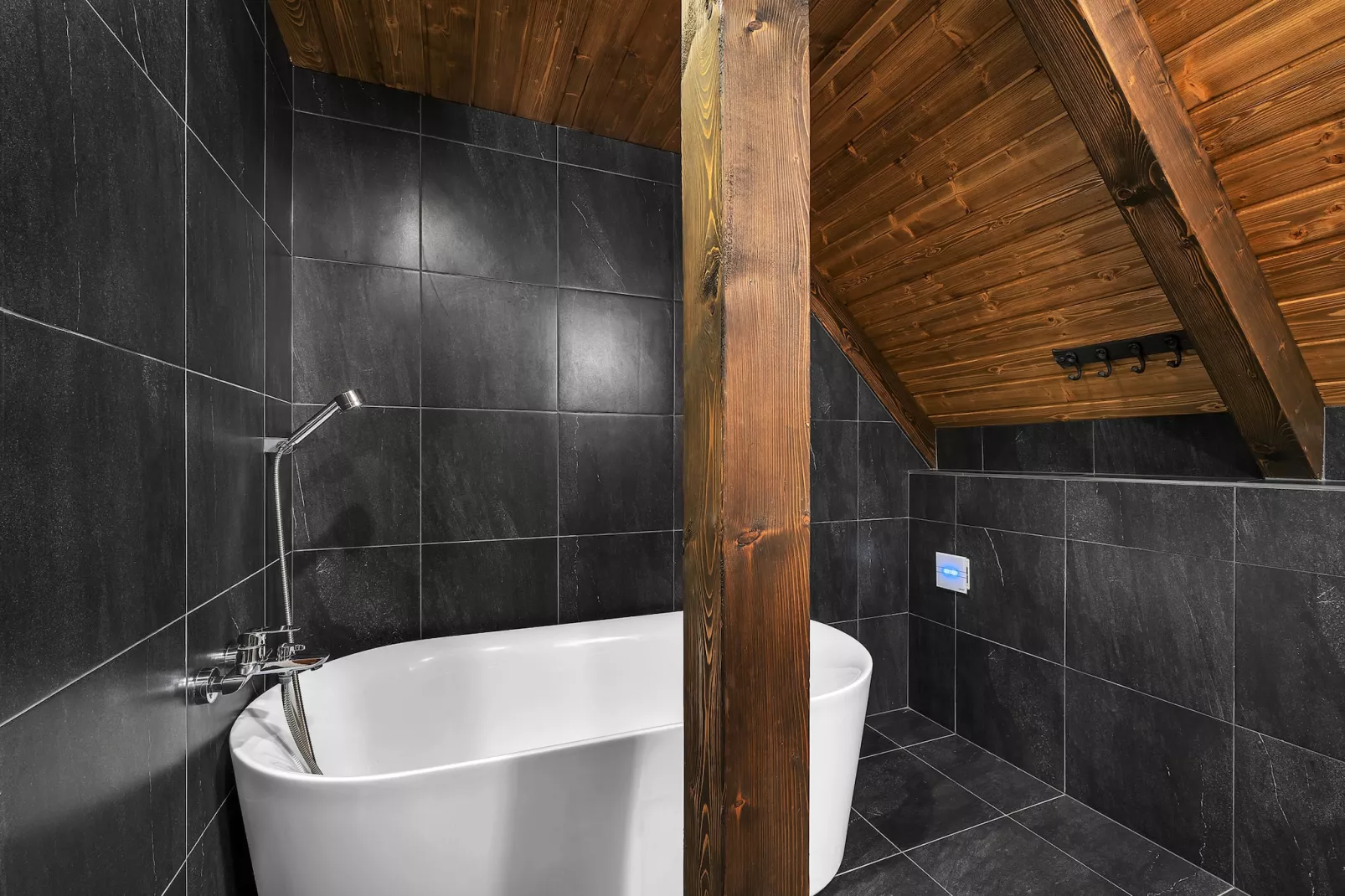 Horni Marsov KHK320-Badezimmer