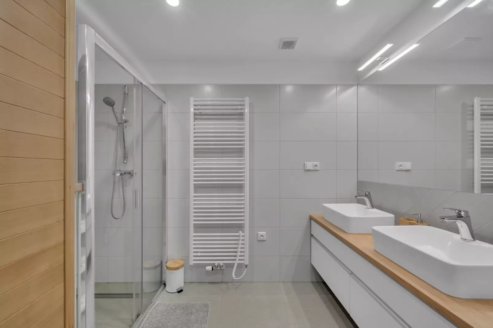 Cerny Dul KCL060-Bathroom