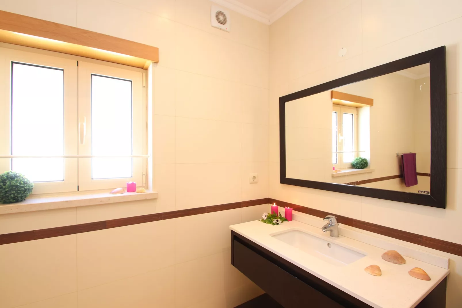 Villa Pauline-Bathroom