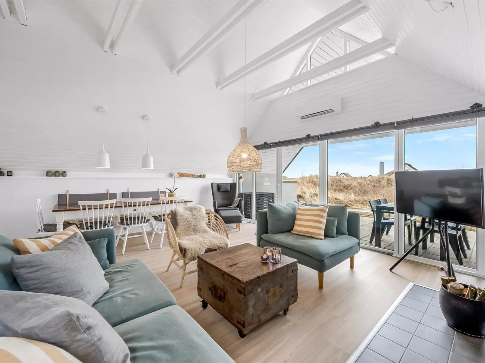 "Jelisaveta" - 500m from the sea-Inside