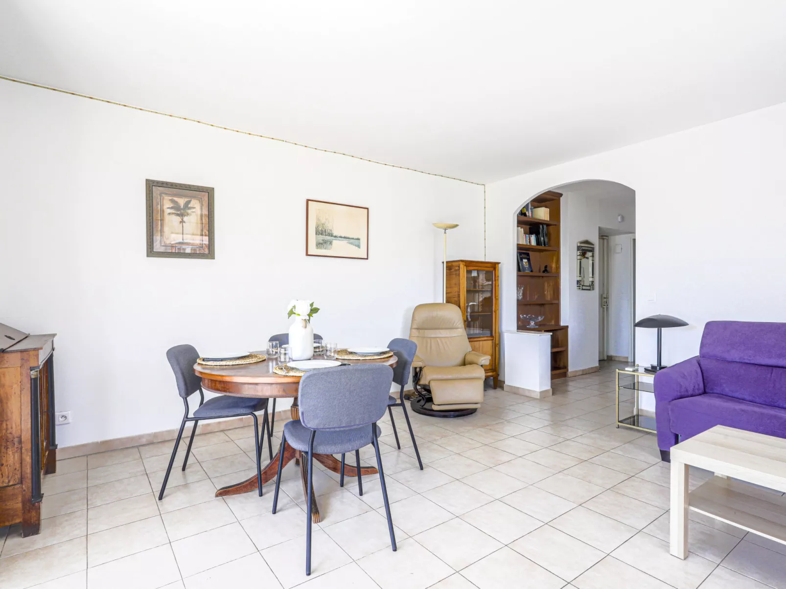 Baie Azur-Inside