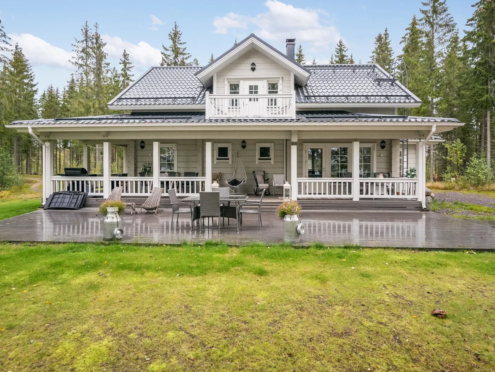 Tyssinniemi-Outside