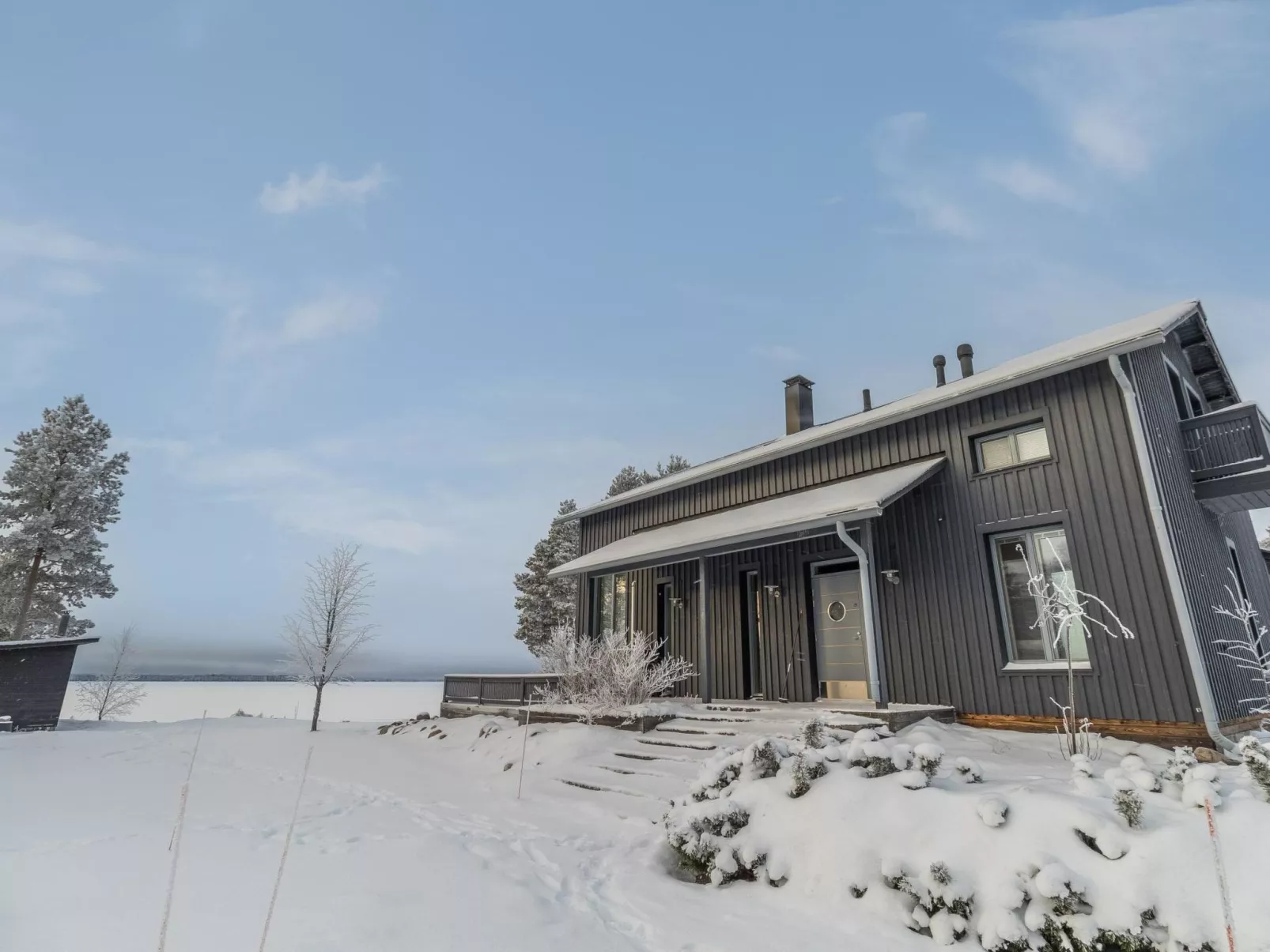 Villa kiviniemi-Draußen