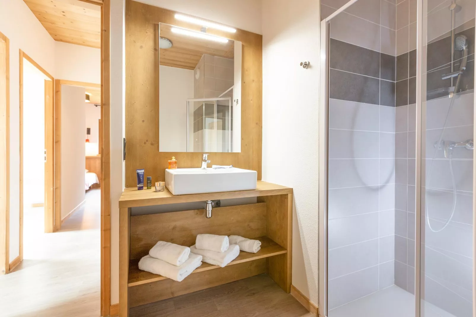 ARECHES BEAUFORT_S8V-Badezimmer