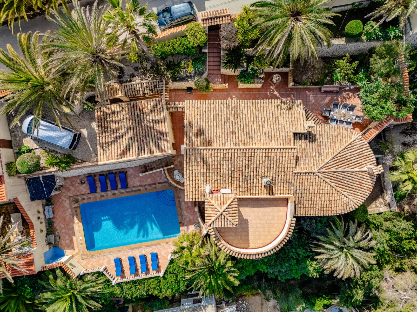Castillo al Mar-Outside