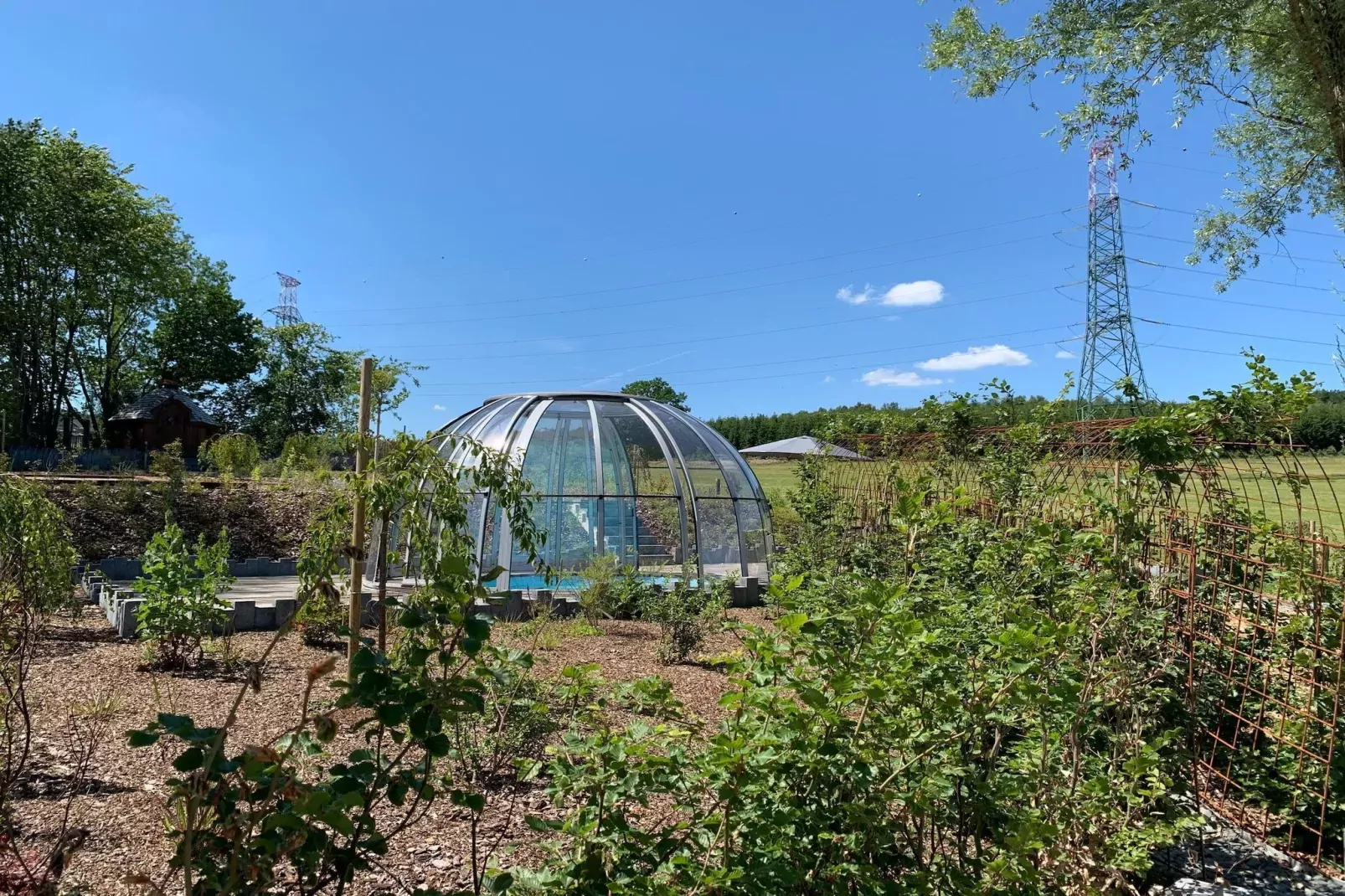Chalet Bulle-Gardens summer