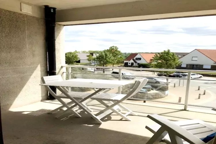 Kennedy C2-Terrace balcony