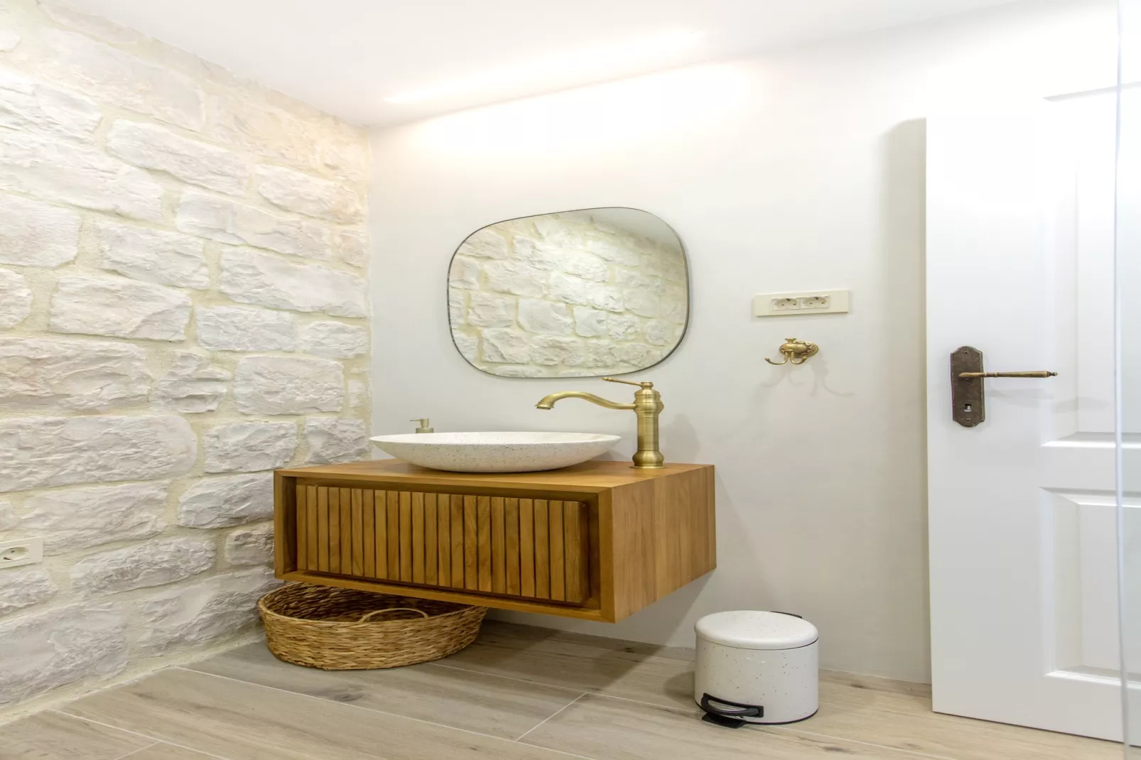 Stone House Trogir-Bathroom