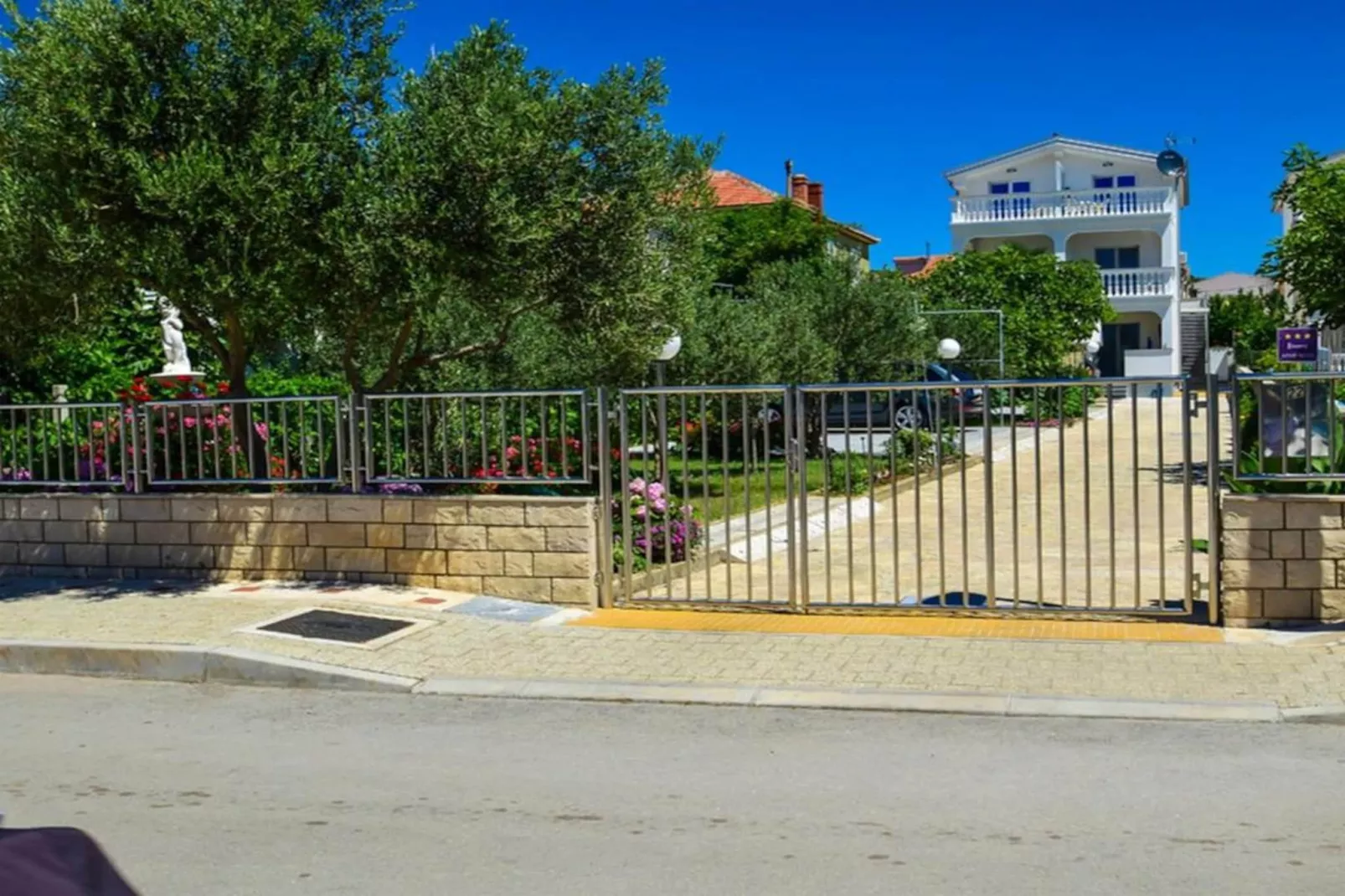 Apartments Olga - two bedroom apartment A4-Outdoor
