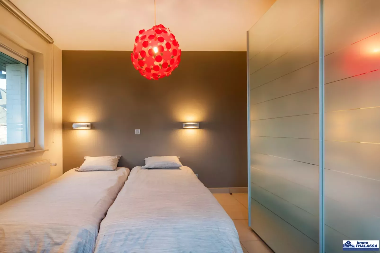 Amena 0101 + garage 14-Chambre