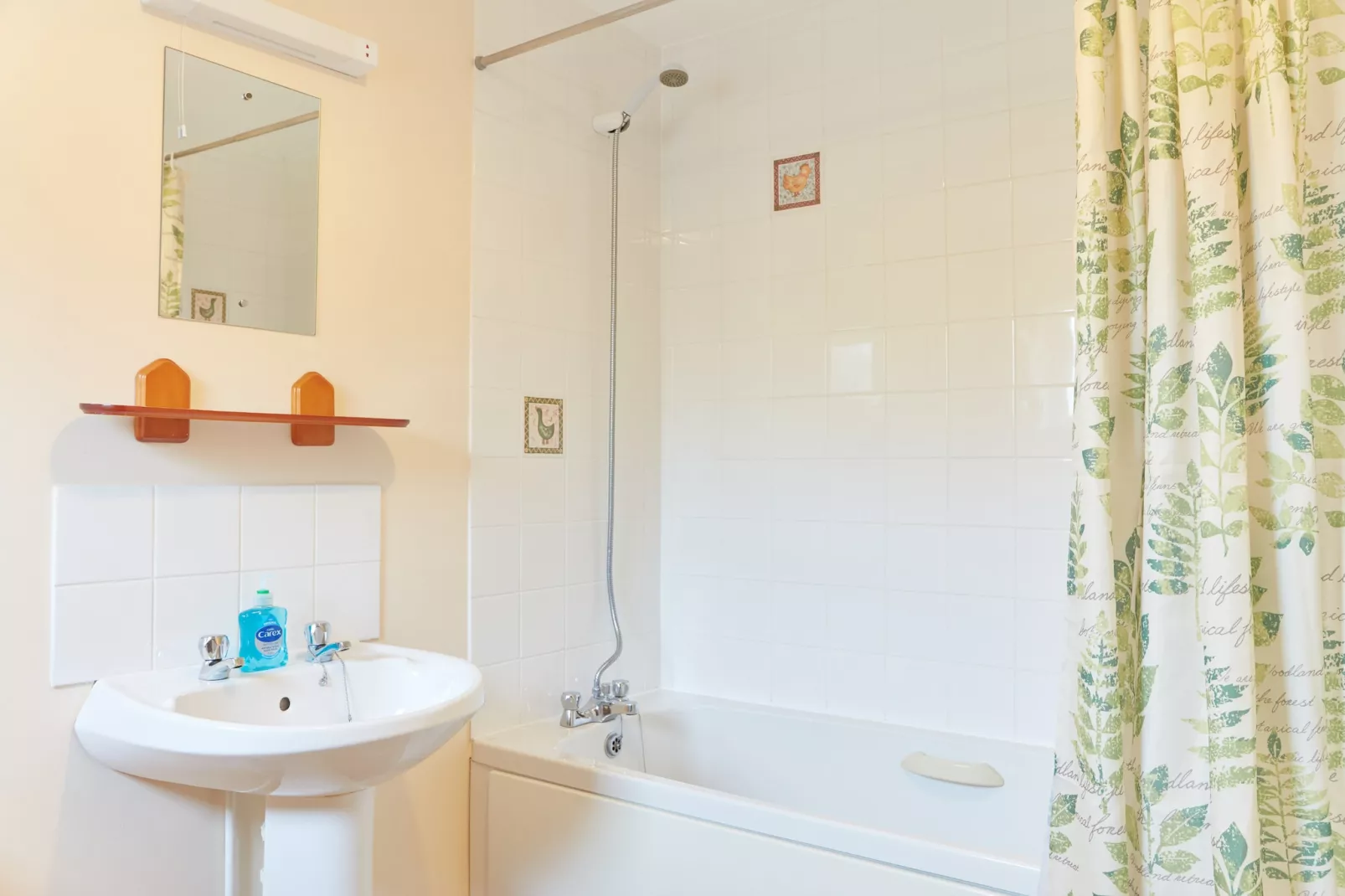 Willow Barn-Bathroom