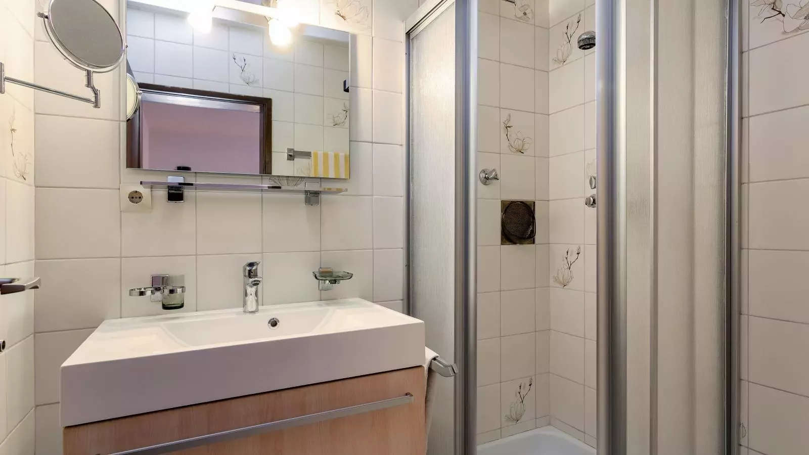An der Schiwiese-Bathroom