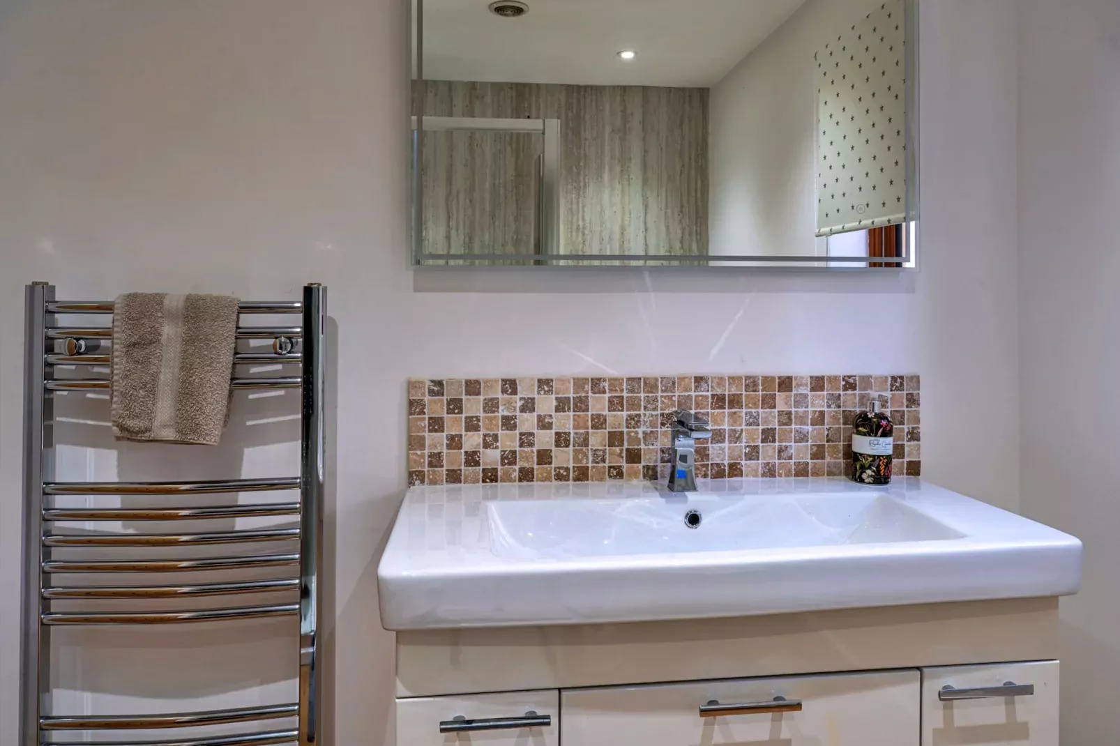 Lower Netherdowns-Bathroom