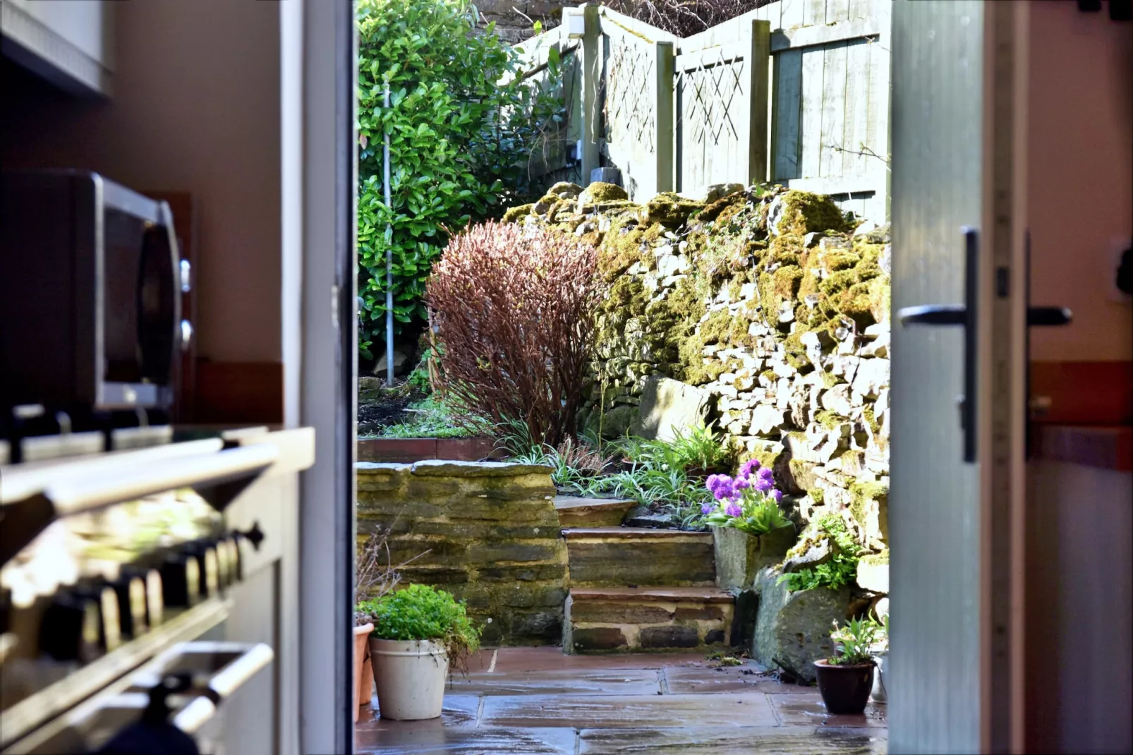 Stable Cottage-Outdoor