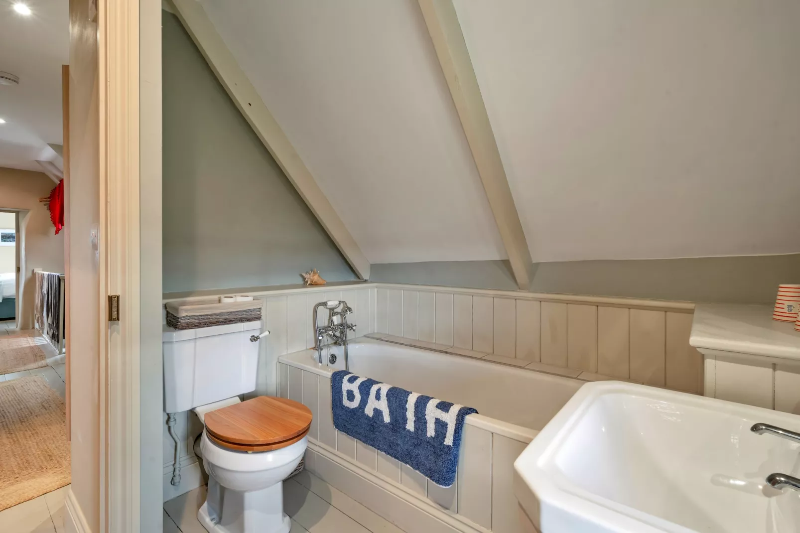 St Eval School House-Bathroom