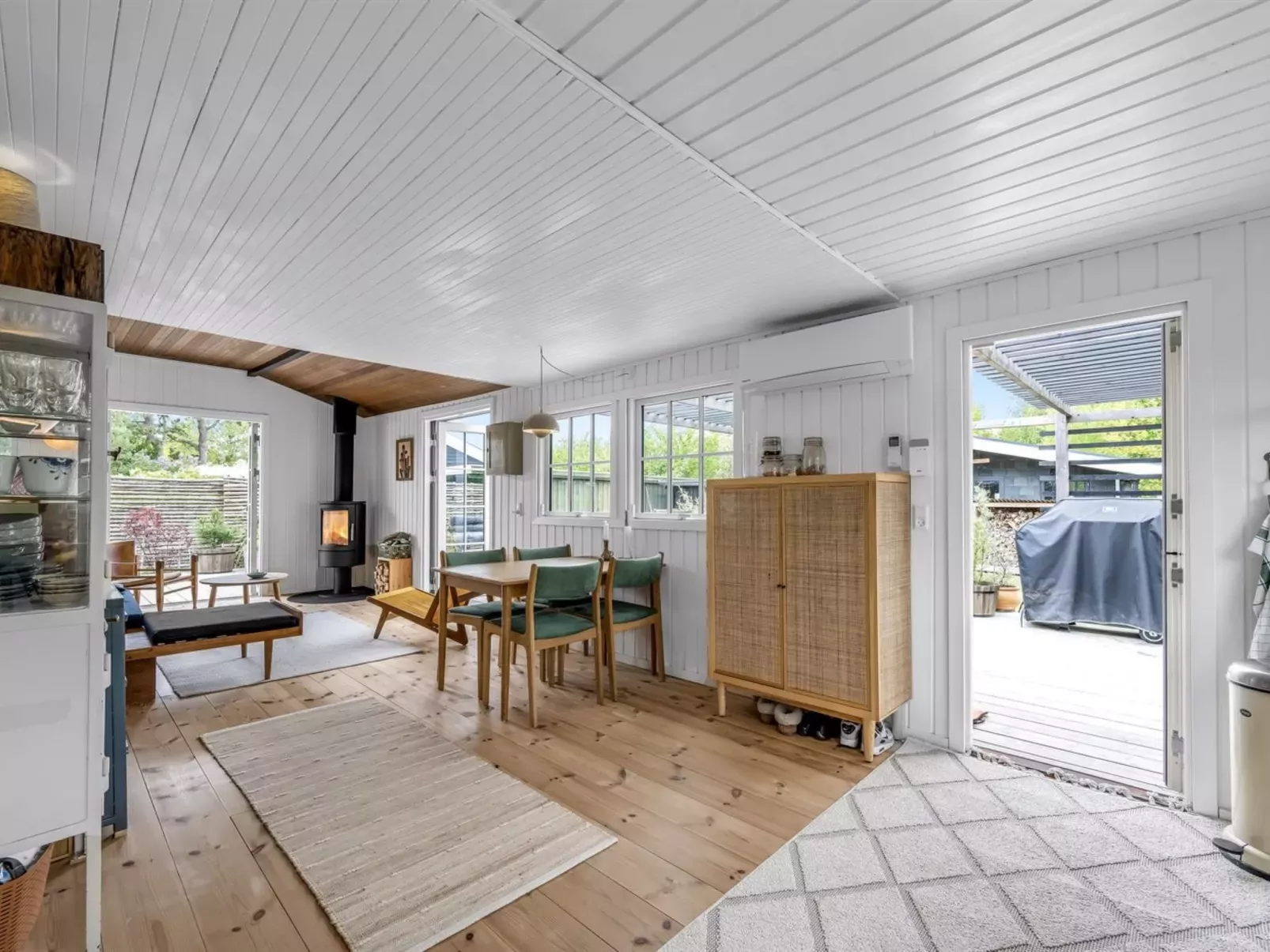 "Swea" - 275m from the sea-Inside