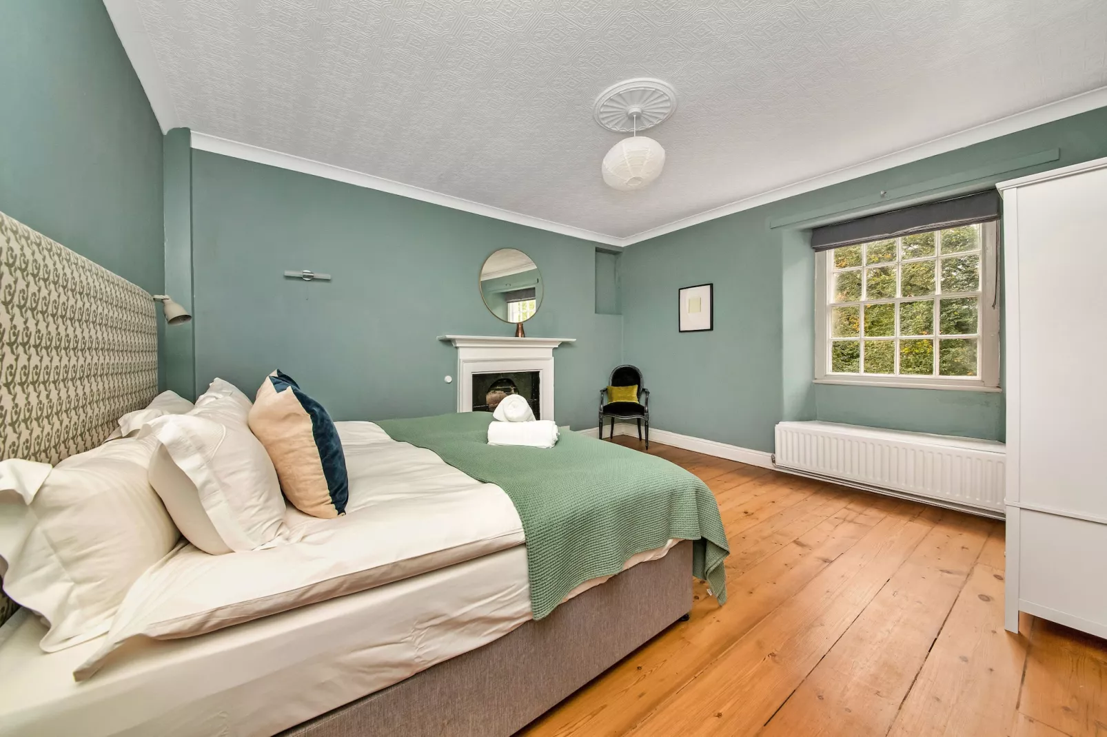 Low Green Cottage-Bedroom