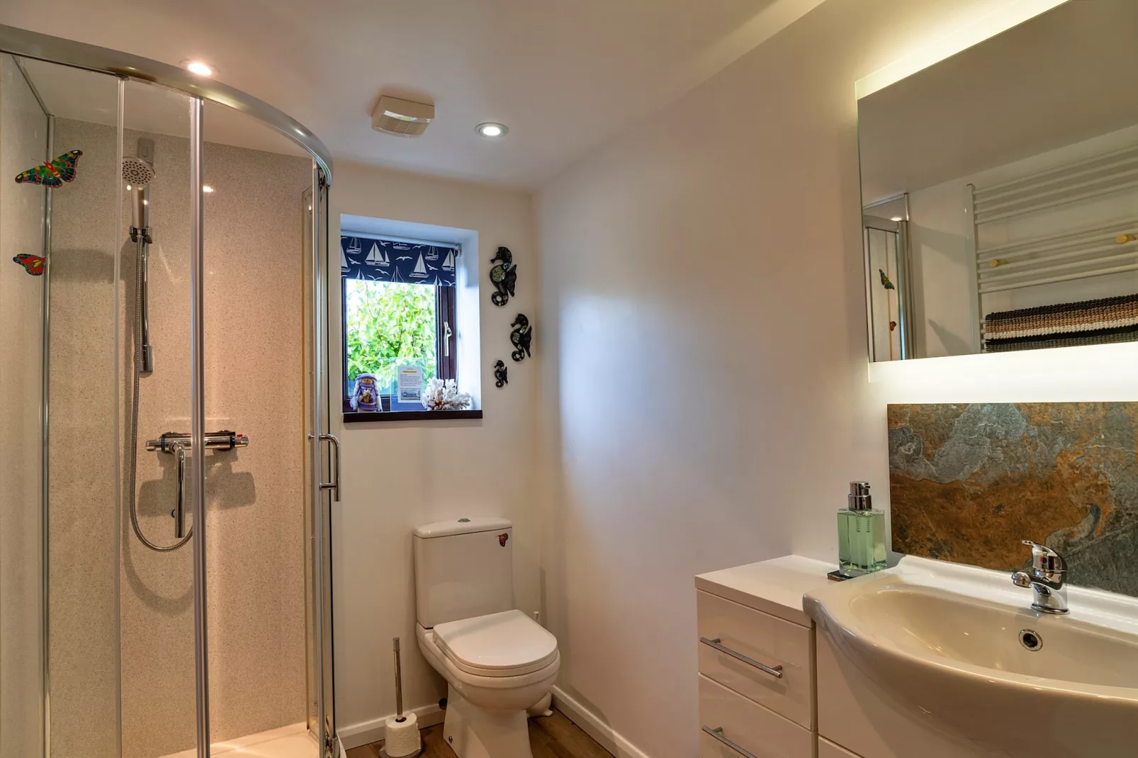 The Barn at Prowses Farm-Bathroom