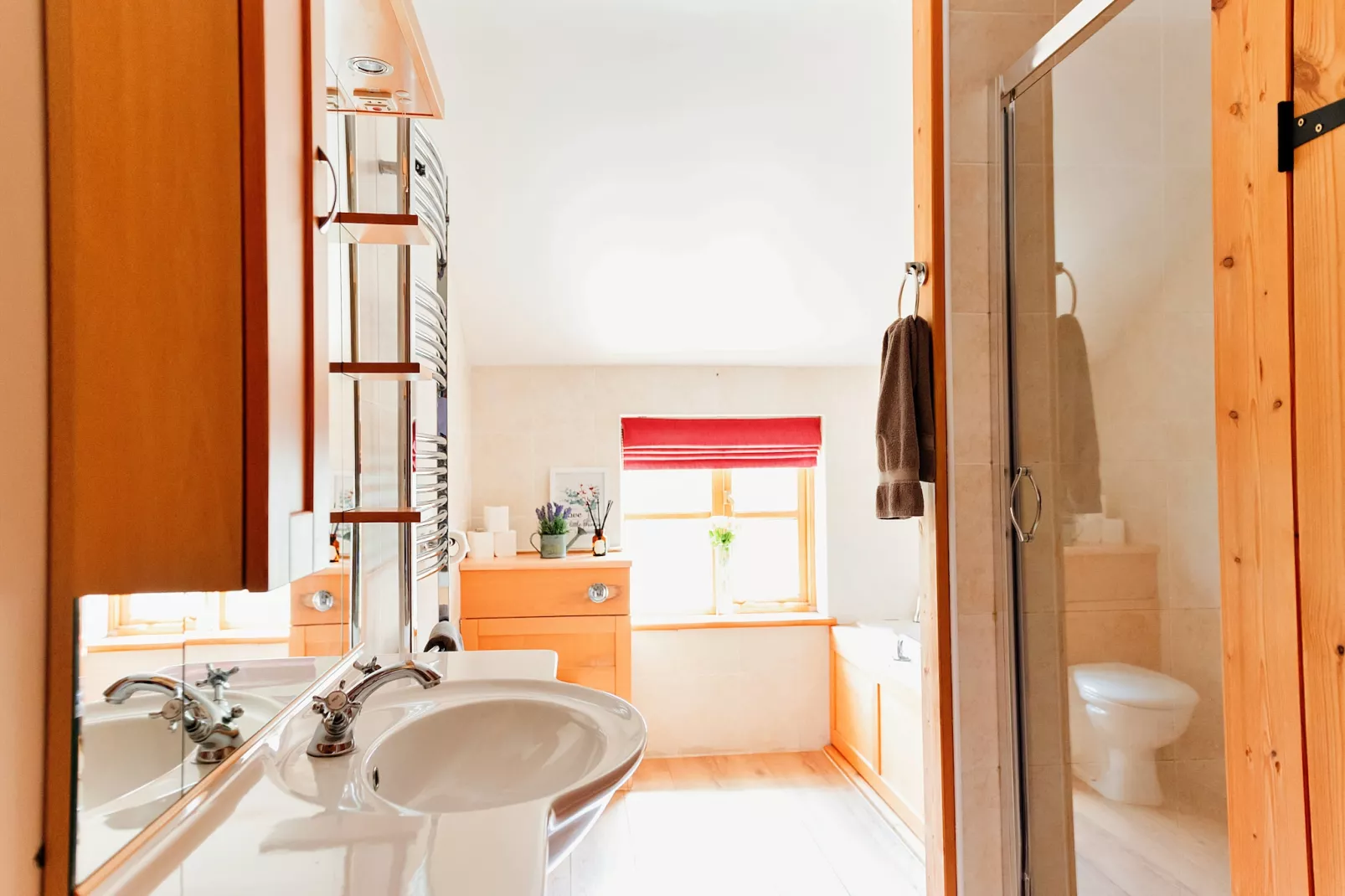 The Welsh Farmhouse-Bathroom