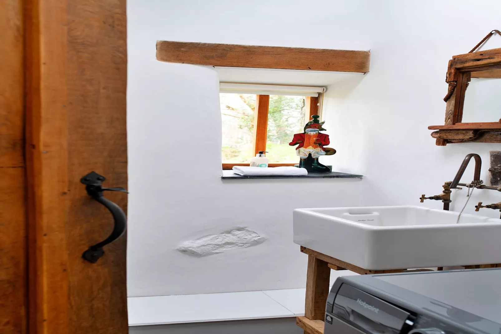 The Barn at Tyddyn-y- Felin-Bathroom