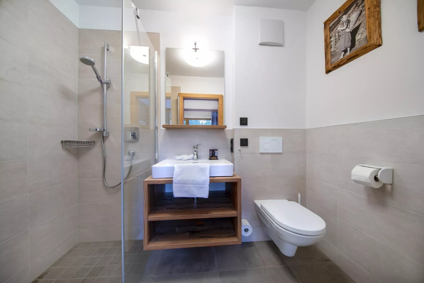 Nationalpark Chalet Malhamhorn-Bathroom