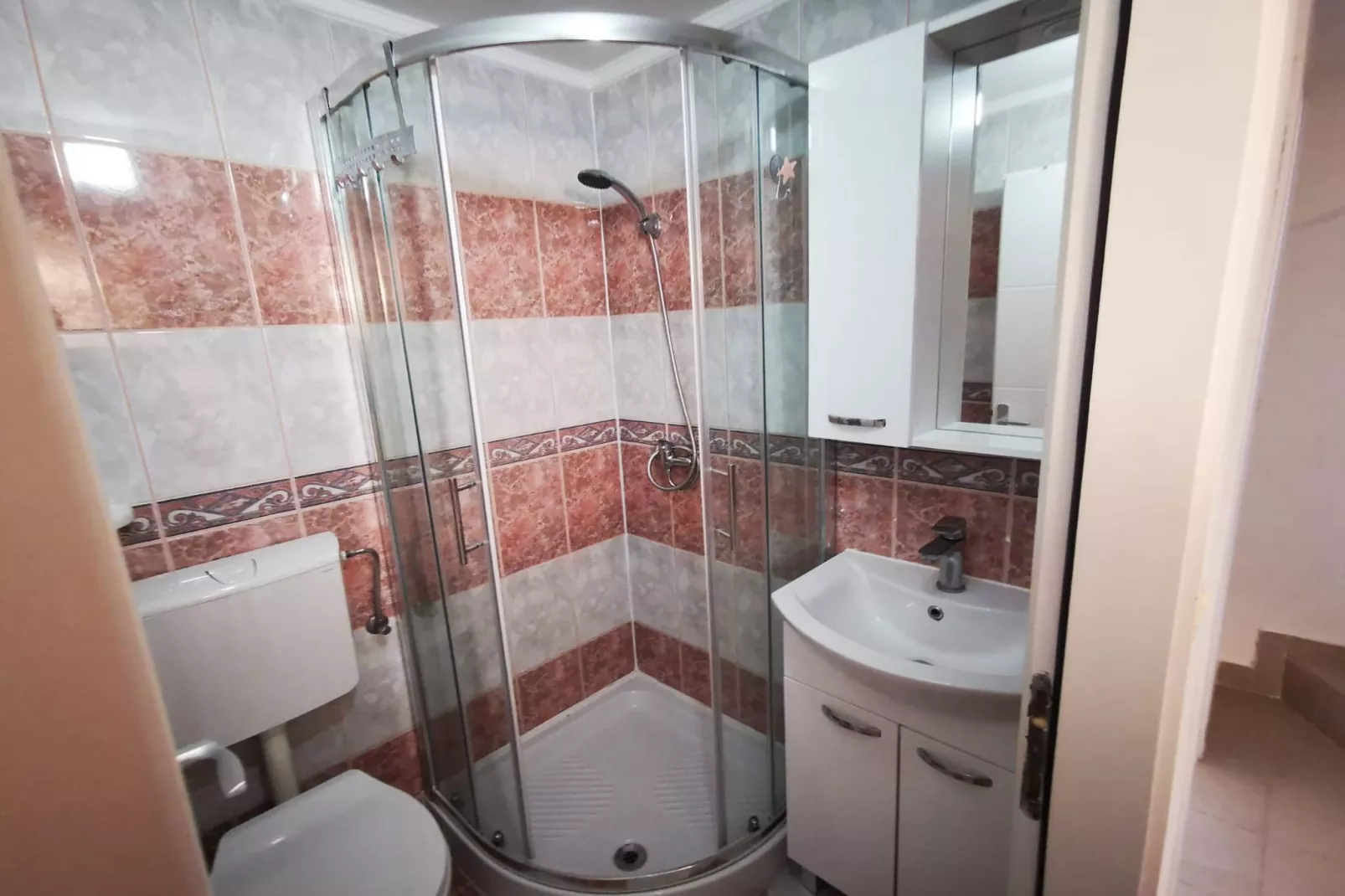 Sea View Holiday Home Umag - Three Bedroom Holiday Home-Bathroom