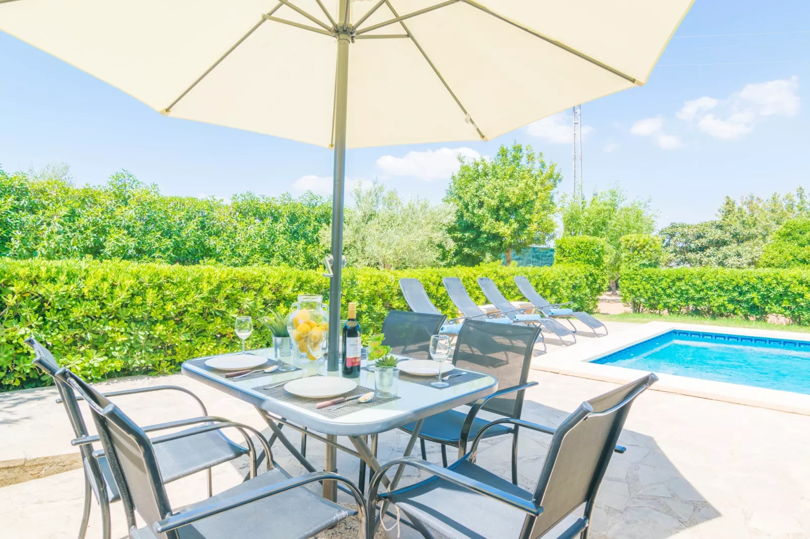 Villa Fernando-Außenbereich Sommer