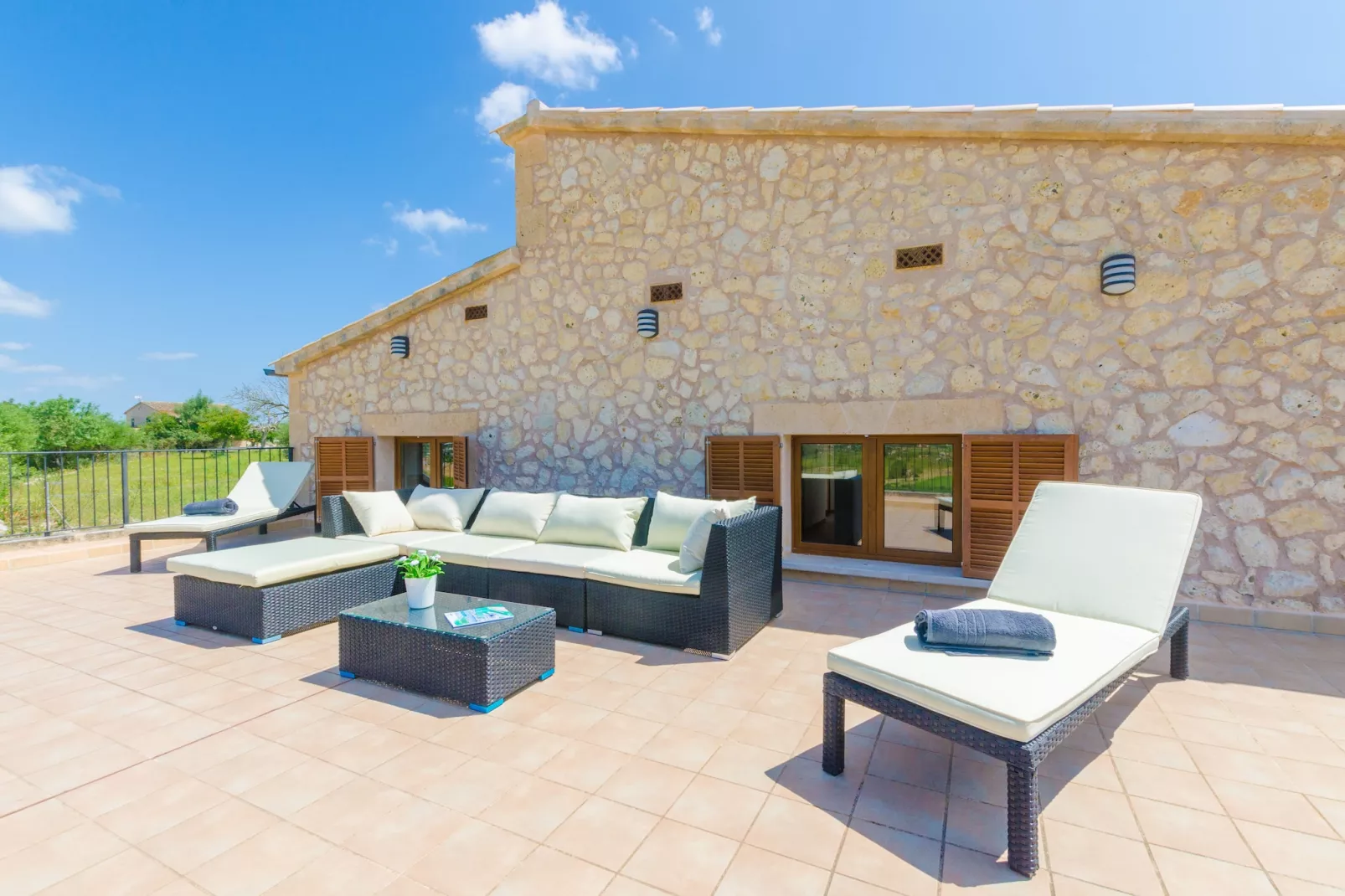 Son Roca-Terrassenbalkon
