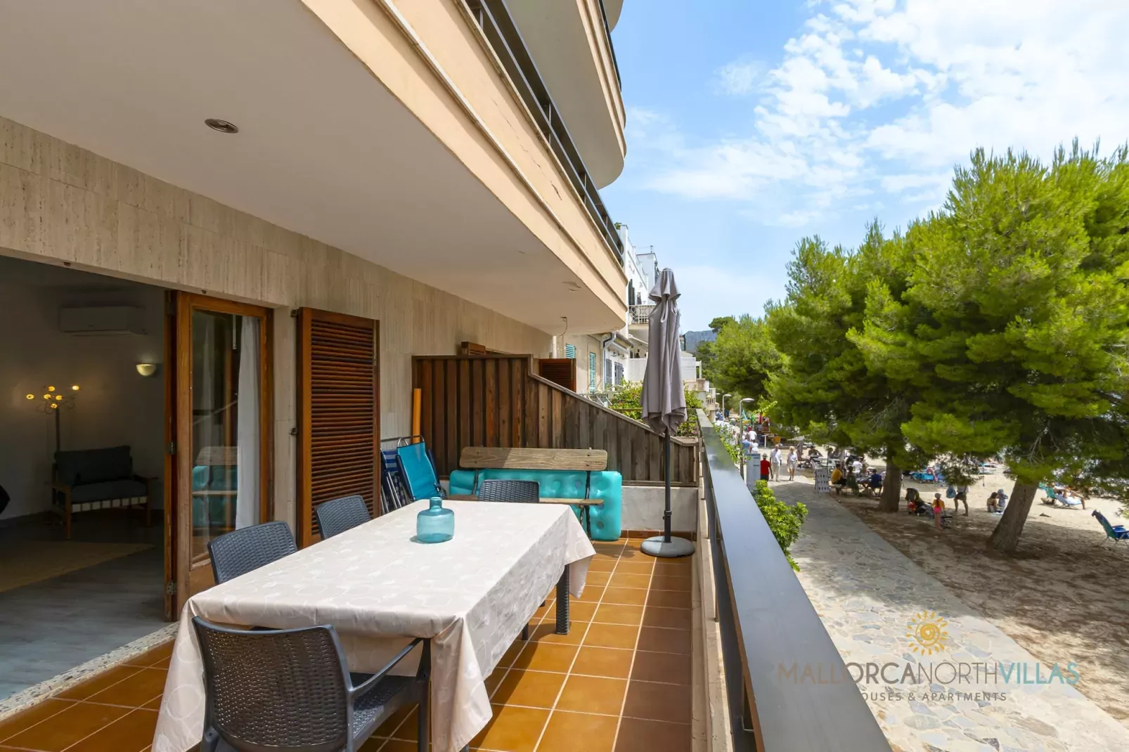 Apartamento Voramar I : Primera Línea en Pine Walk-Terrassenbalkon