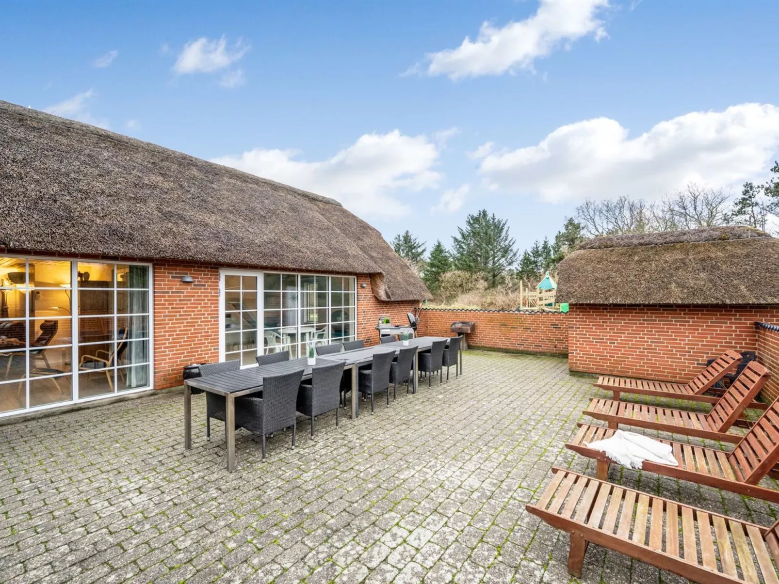 "Aagot" - 1.7km from the sea-Draußen