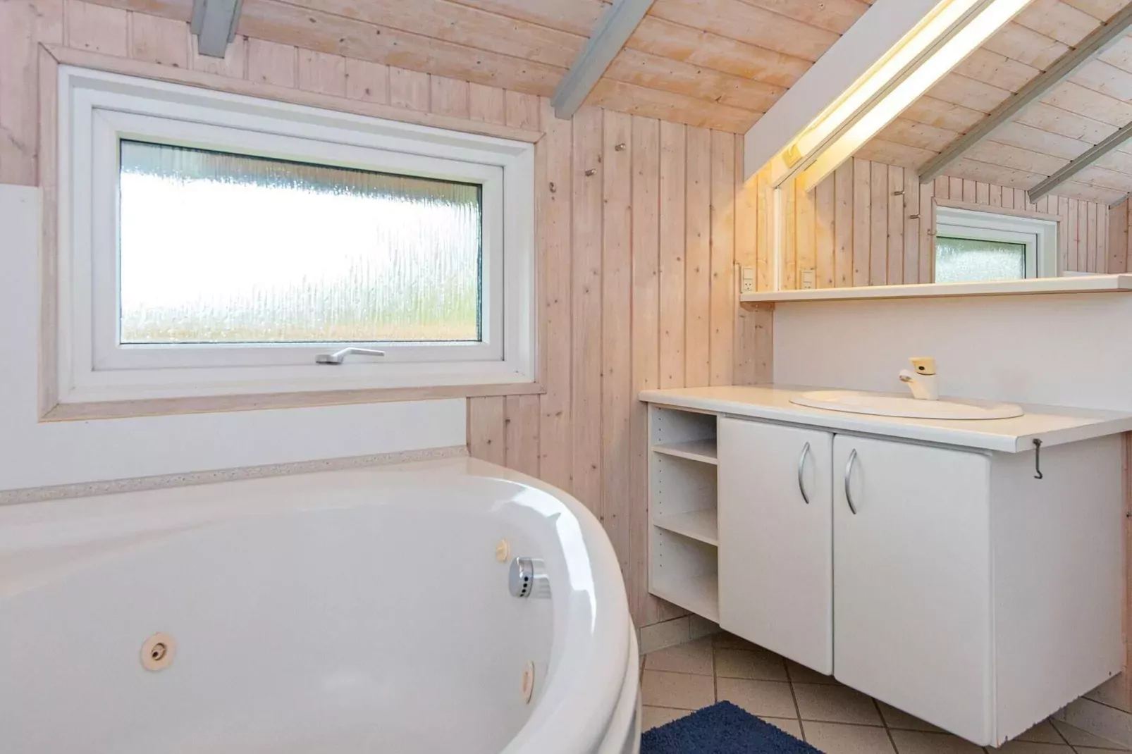 8 Personen Ferienhaus in Sydals-By Traum-Wellnessbereich