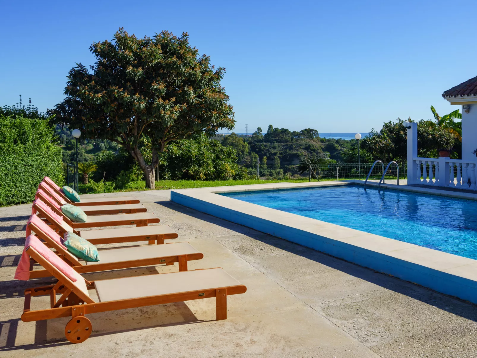 Villa Hermana-Outside