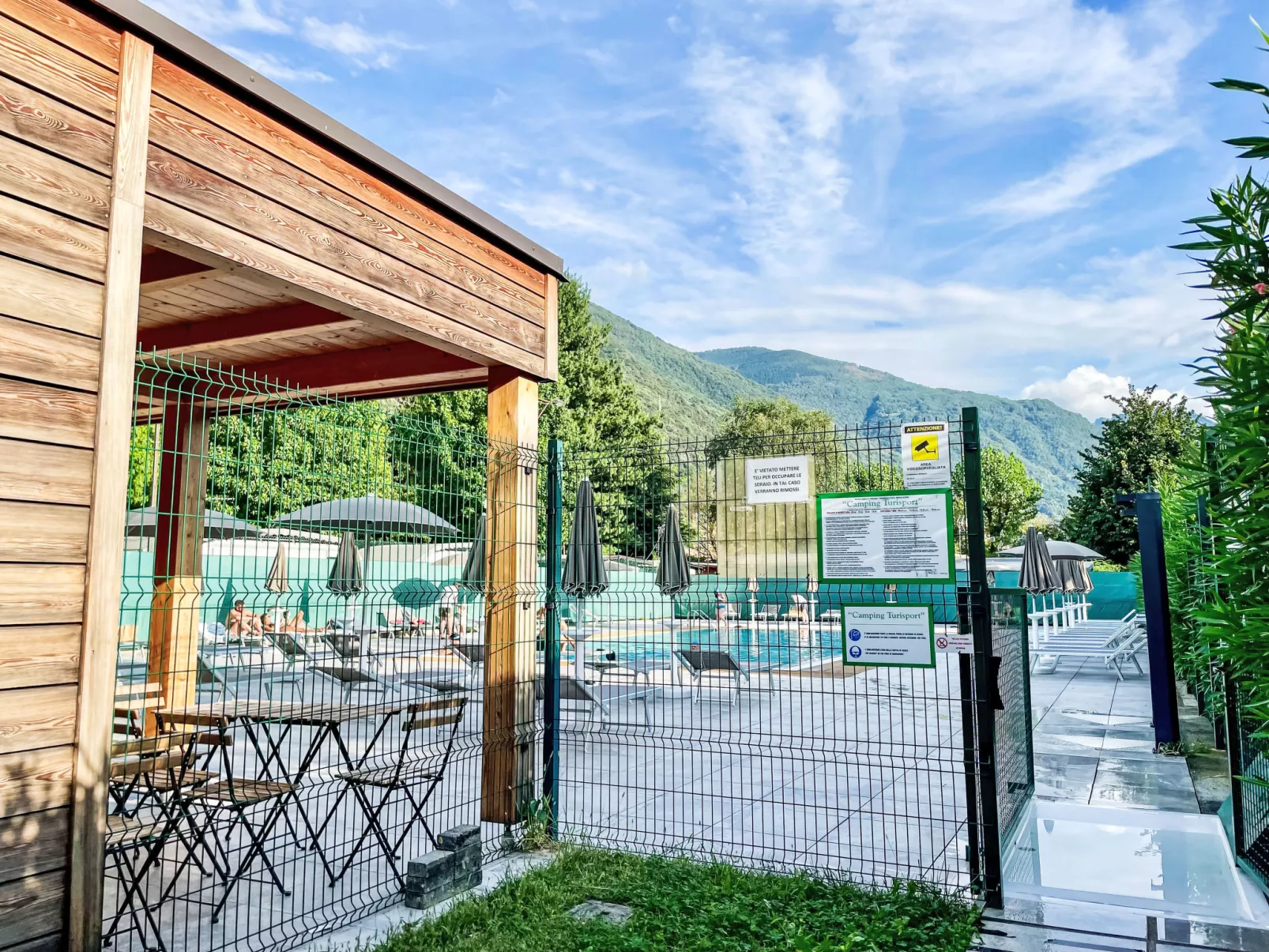 Camping Turisport-Outside