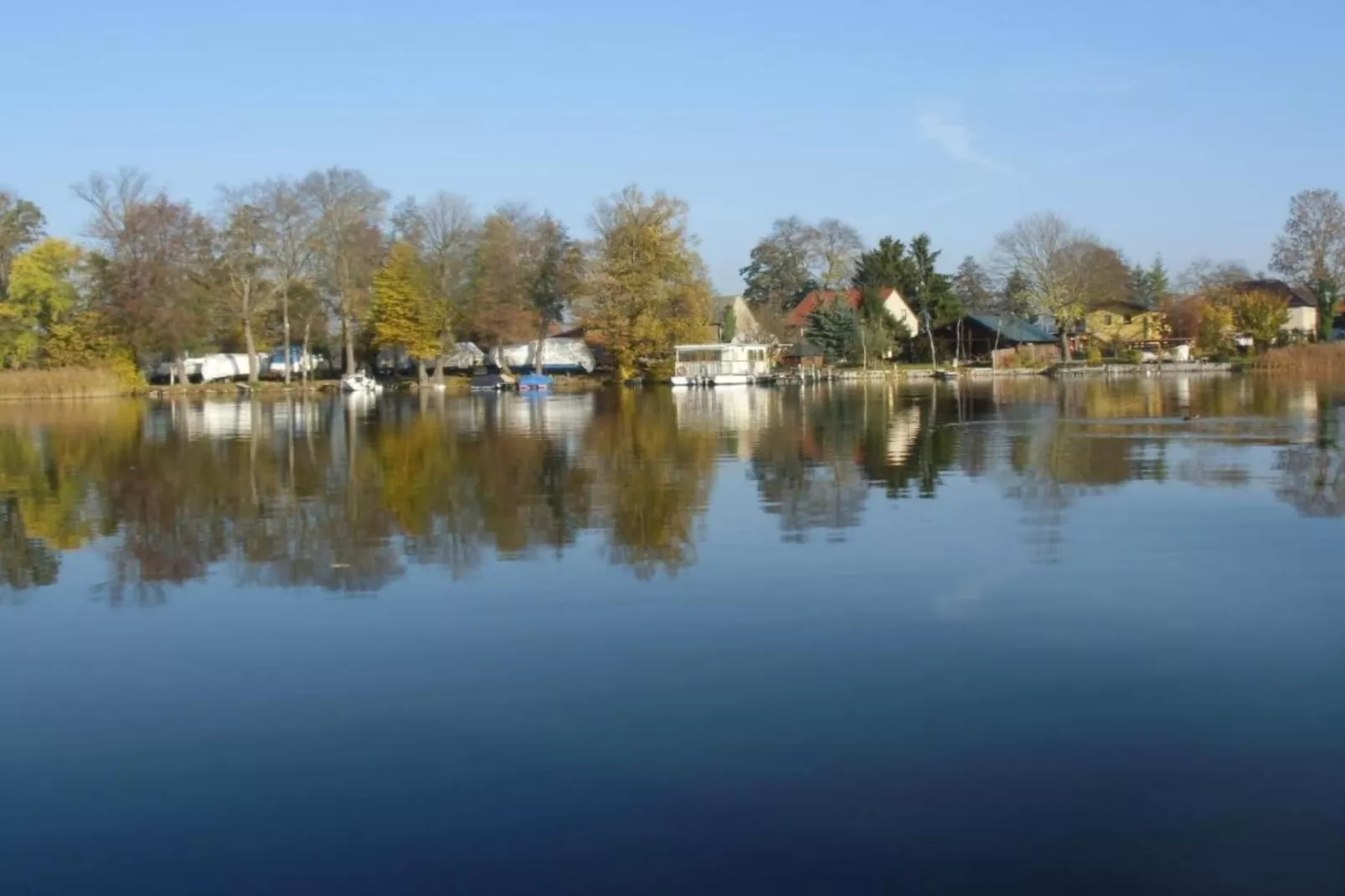 Ferienhäuschen in Schwerin-Areas summer 20km