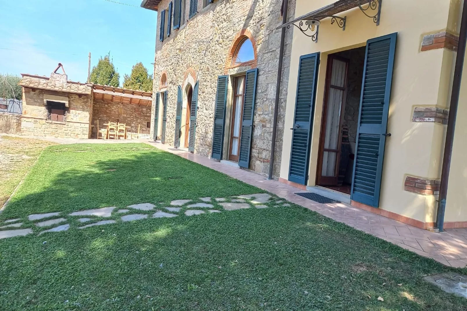 Casa Giglio-Gardens summer