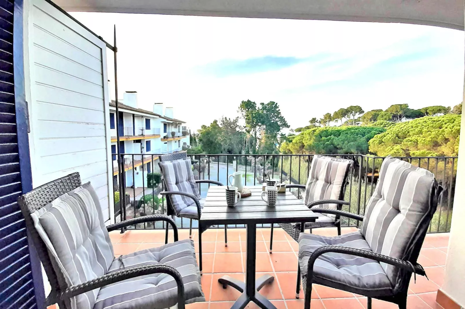 Canadell 1-Terrassenbalkon