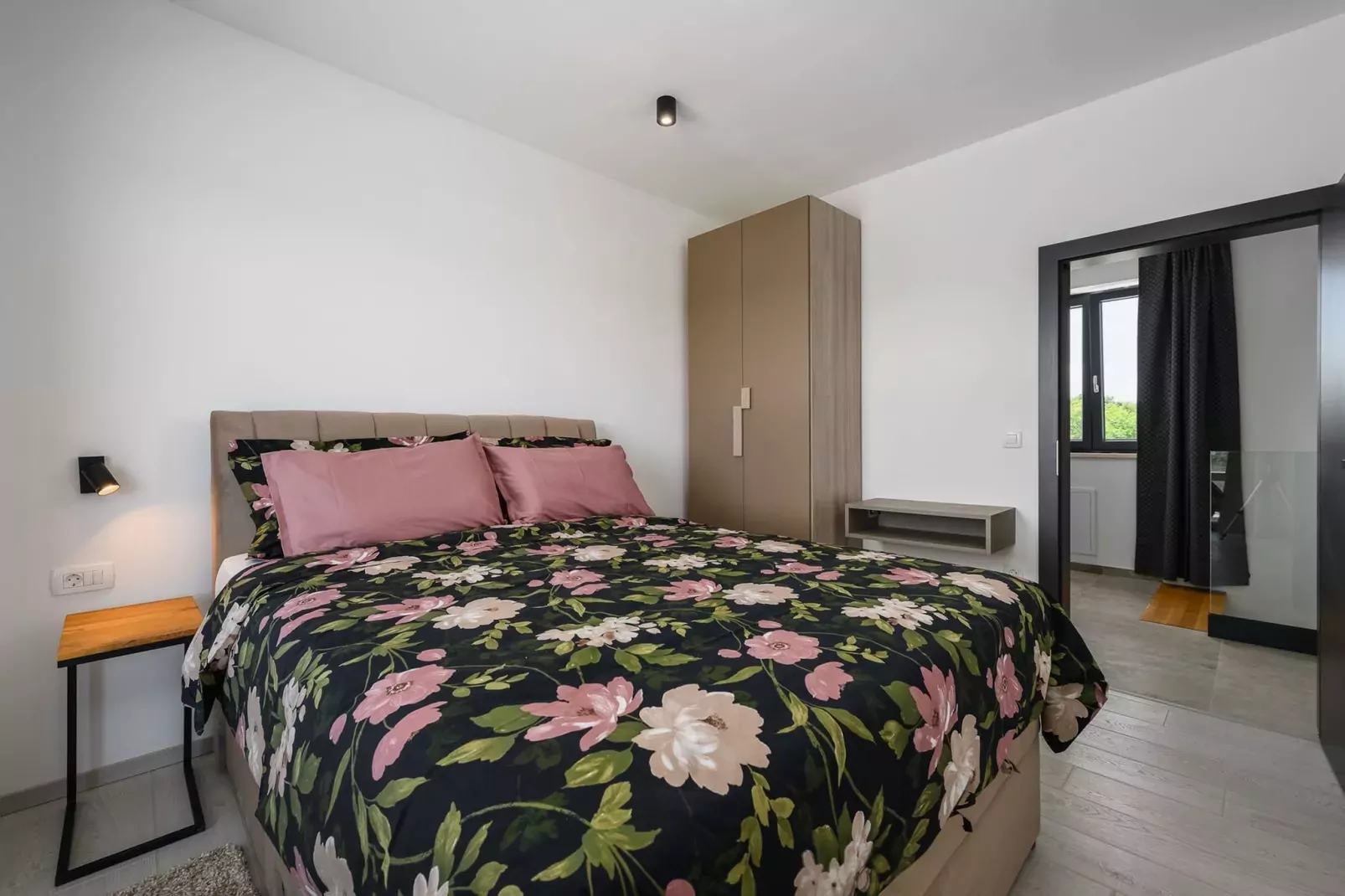Villa de la Vie with Heated Swimming Pool-Bedroom