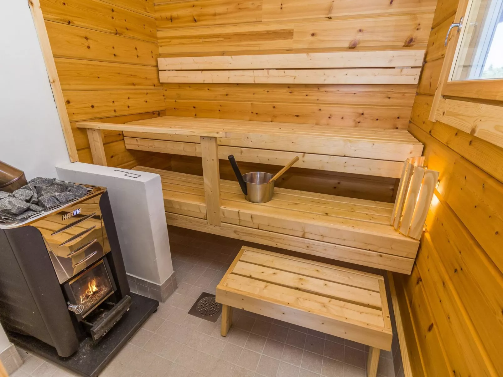 Ruka-kitkan kuukkeli-Inside