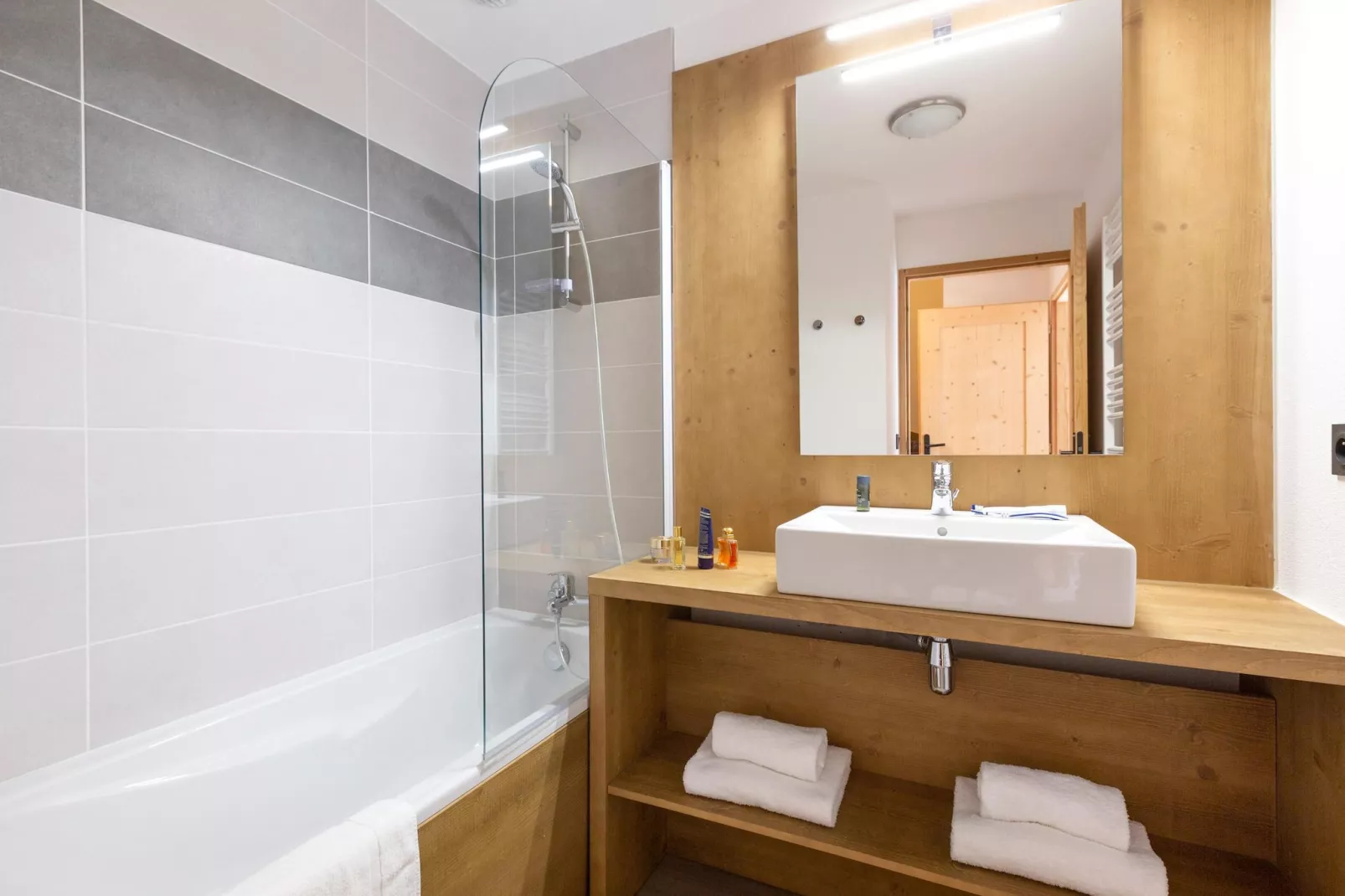 ARECHES BEAUFORT_S8V-Badezimmer