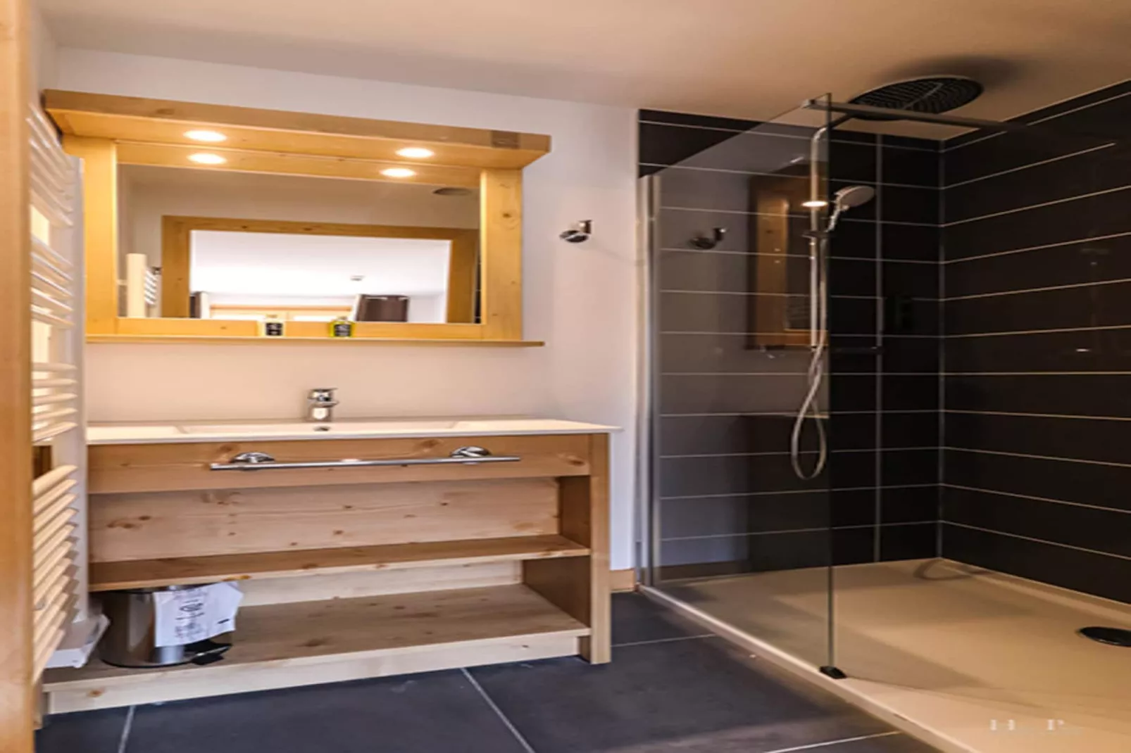 COMBLOUX Les Fermes du Mont Blanc -A50P-Bathroom