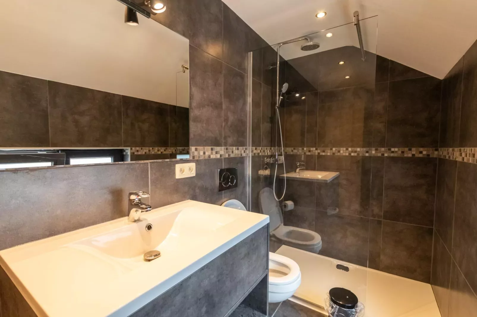 Appartement Ferme Simon-Bathroom