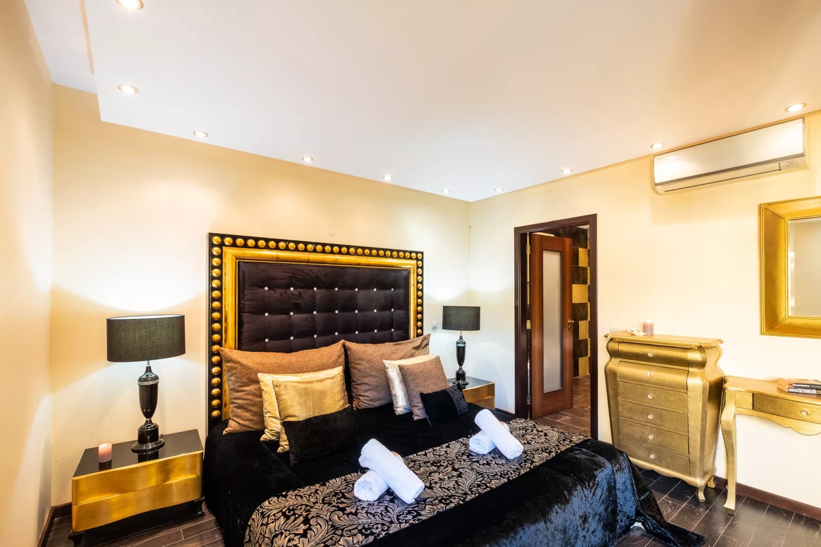 Villa Gamboa-Schlafzimmer