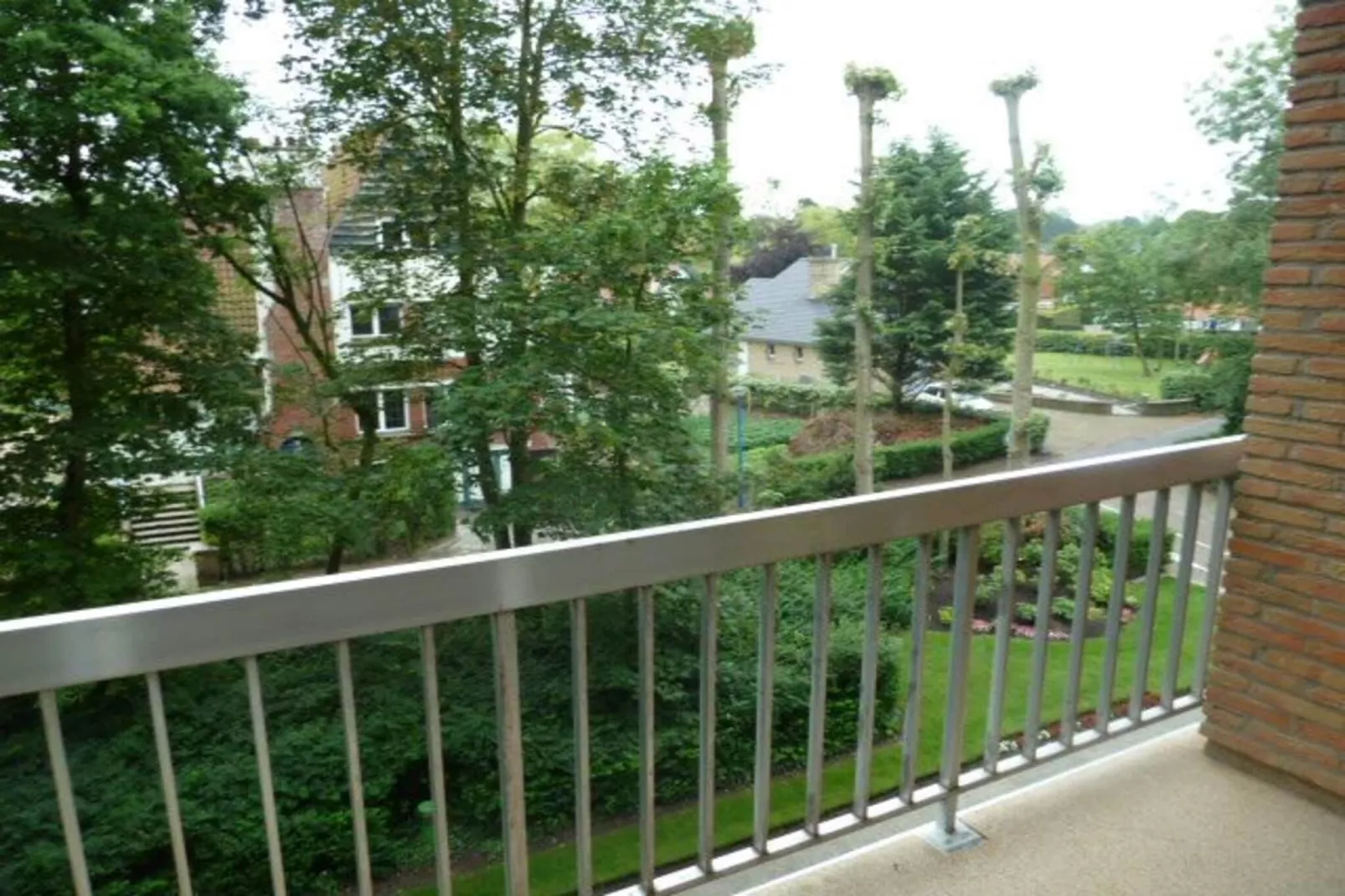 Malgré Tout 0207-Terrassenbalkon