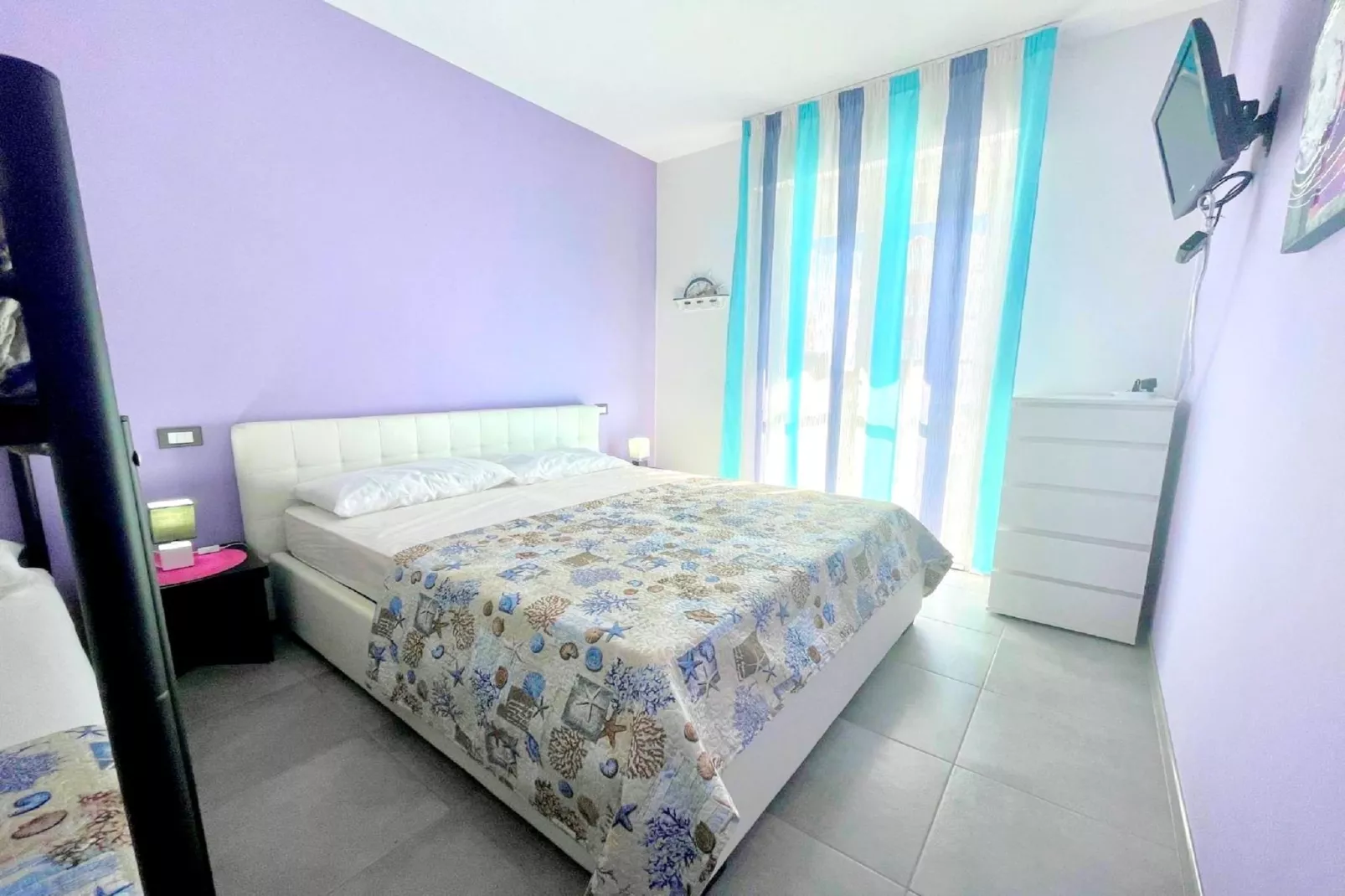Lepanto 25-Bedroom