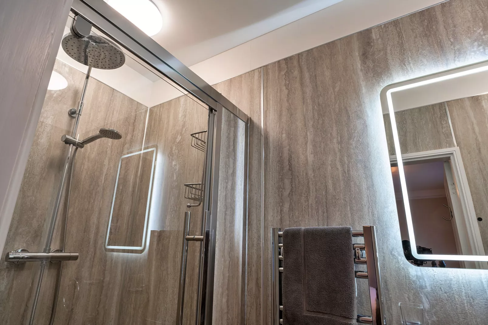 The Old Counting House-Bathroom